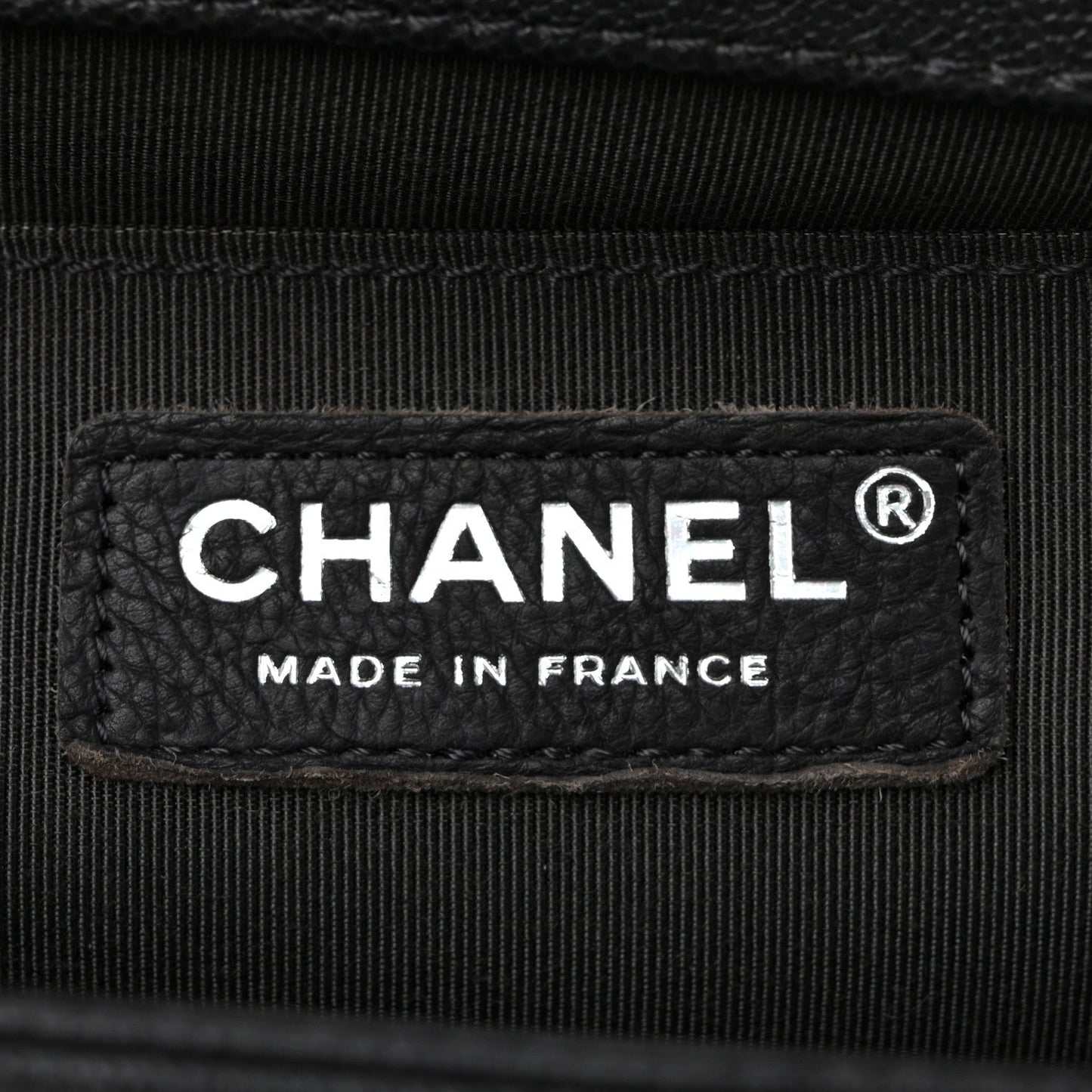 Caviar Quilted Medium Boy Flap Dark Grey