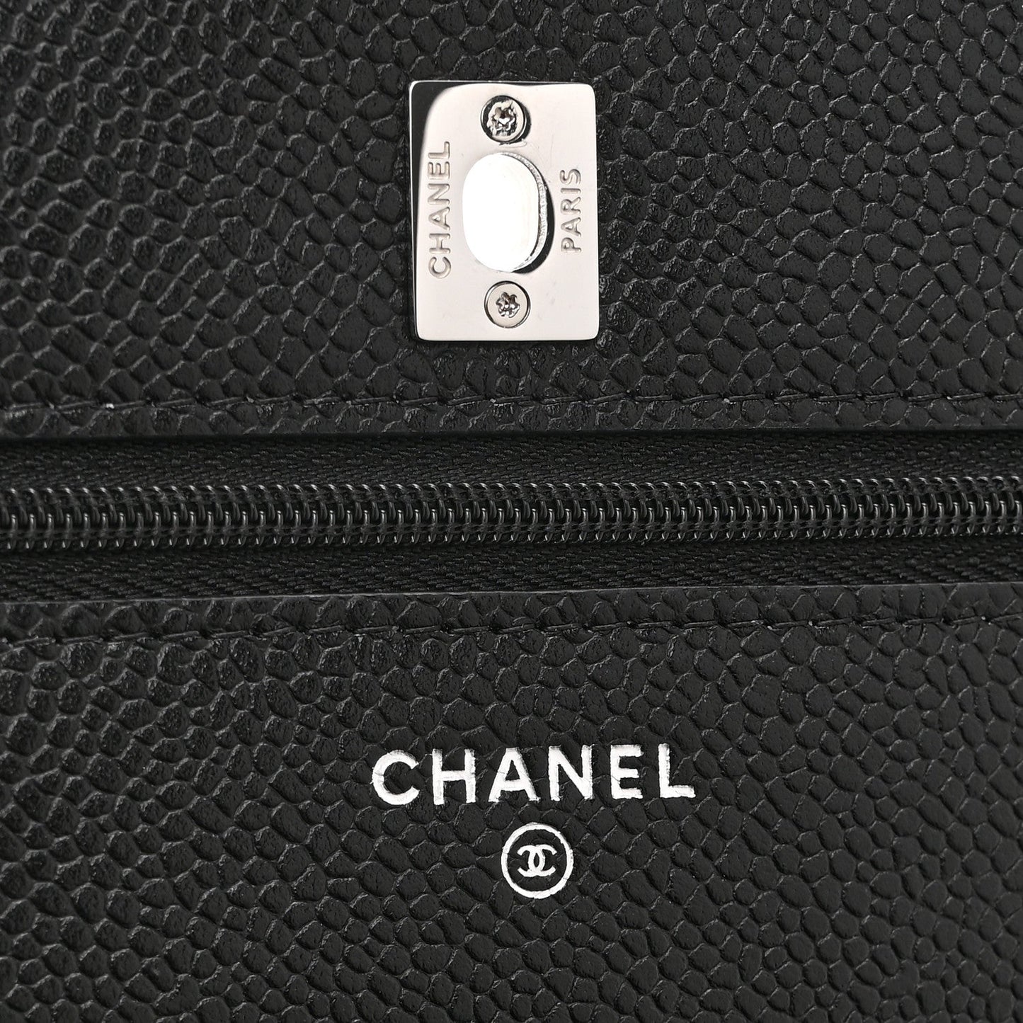Caviar Quilted CC Turnlock Wallet On Chain WOC Black