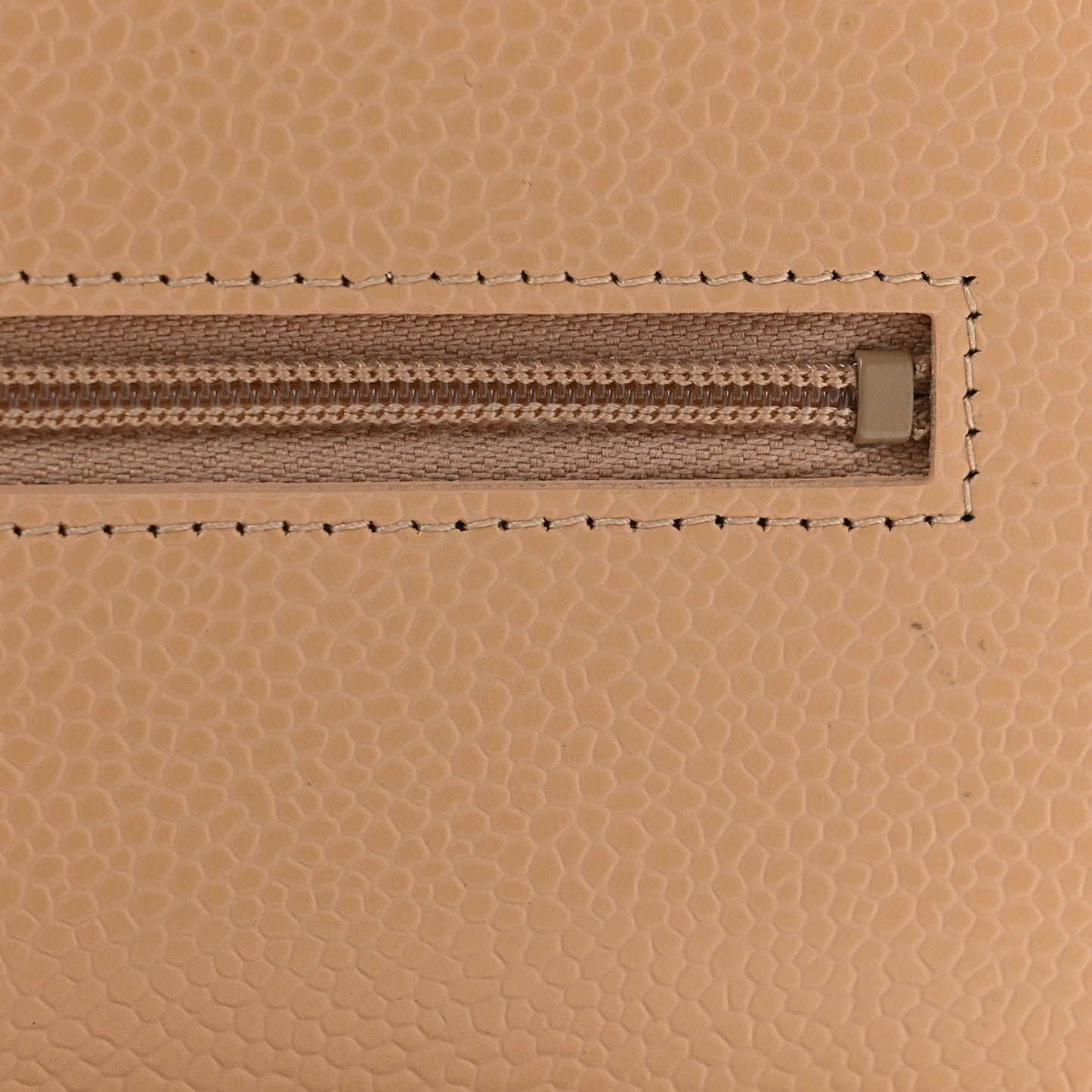 Caviar Quilted Wallet on Chain WOC Beige