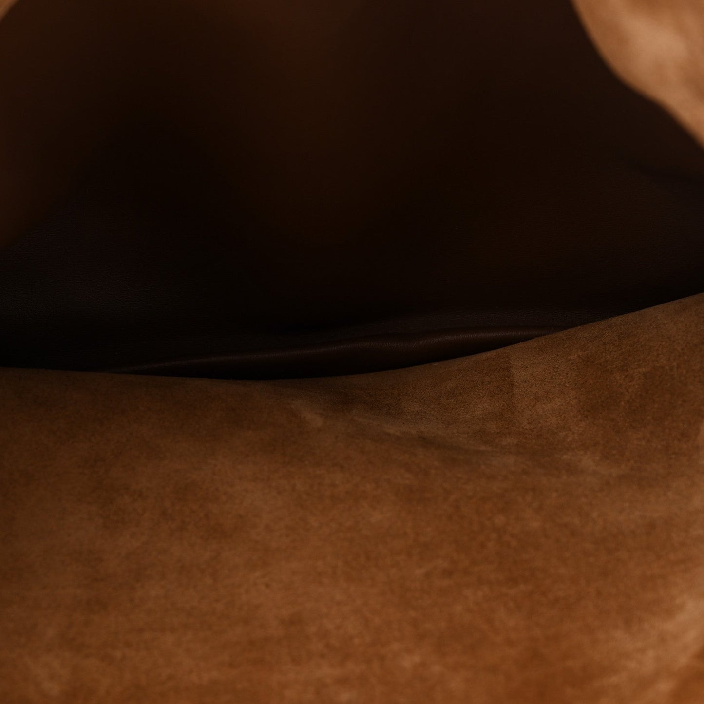 Waxed Suede Calfskin Medium Rodeo Top Handle Handbag Camel
