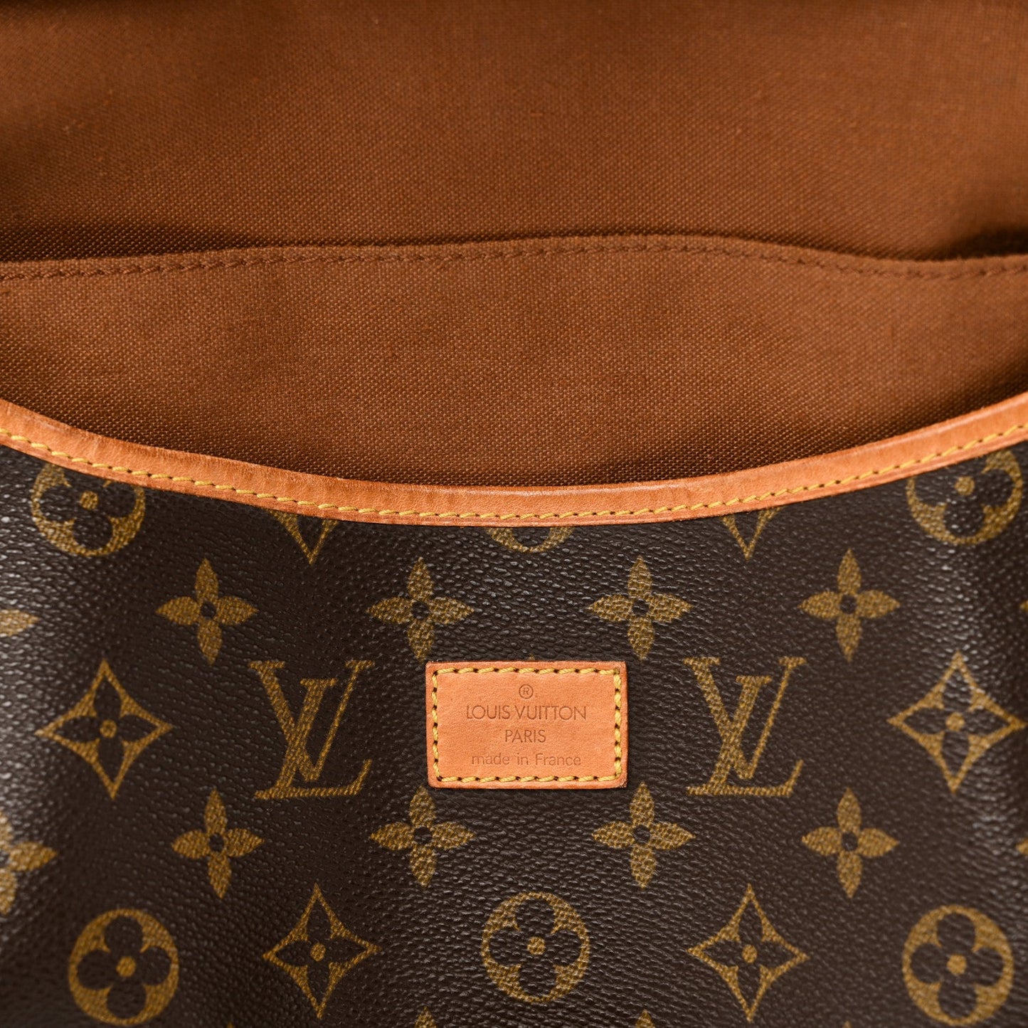 Monogram Saumur 35