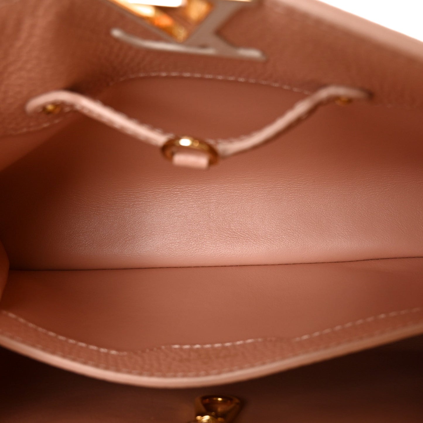 Taurillon Capucines BB Rose Trianon Creme