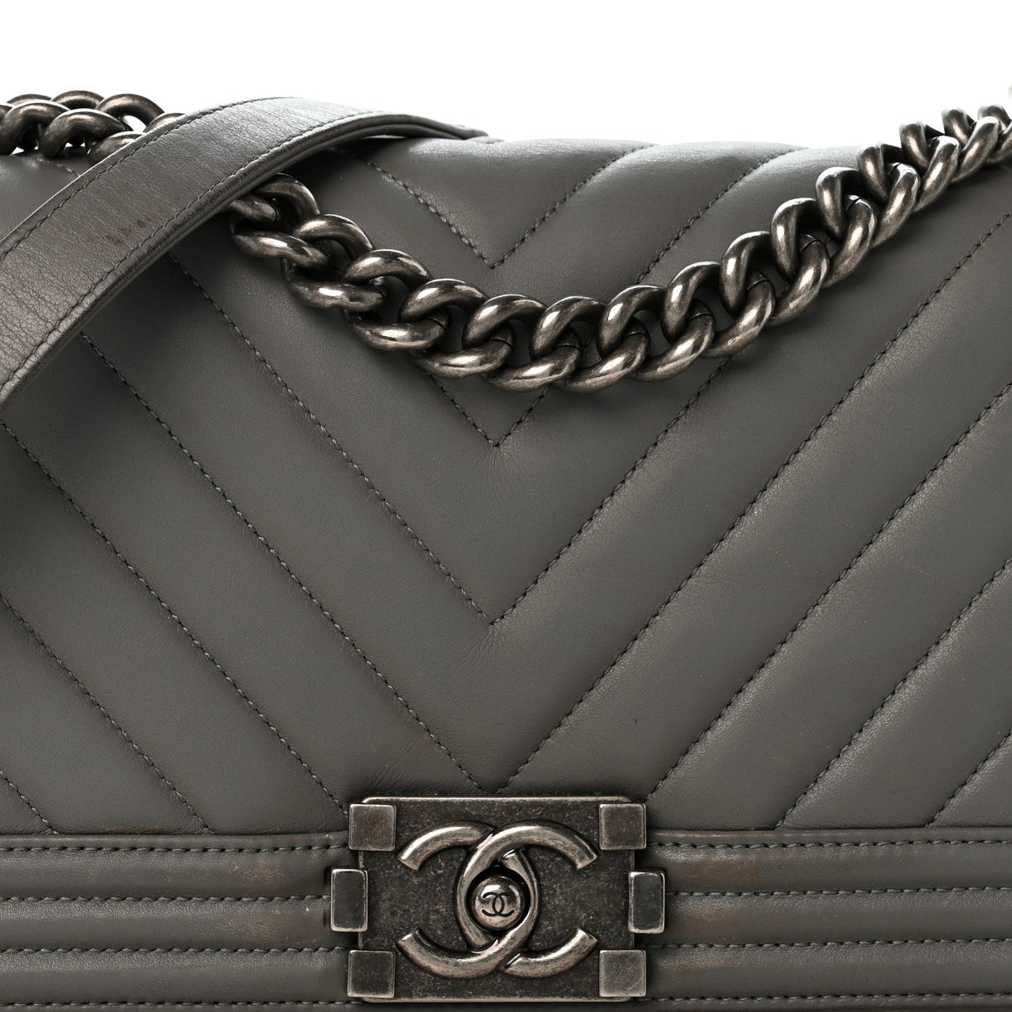 Lambskin Chevron Quilted Medium Boy Flap Grey