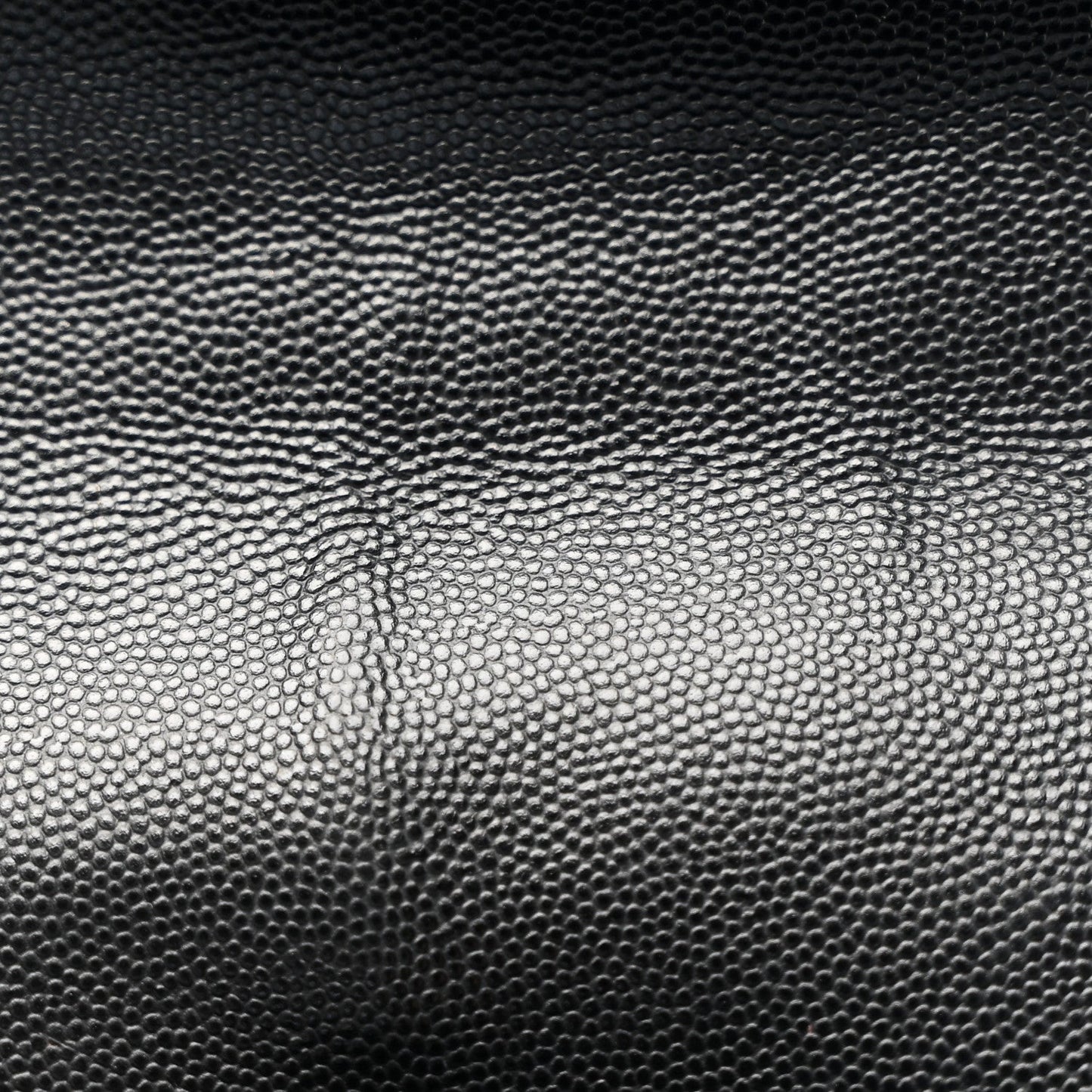 Caviar Quilted Medium Boy Flap Black