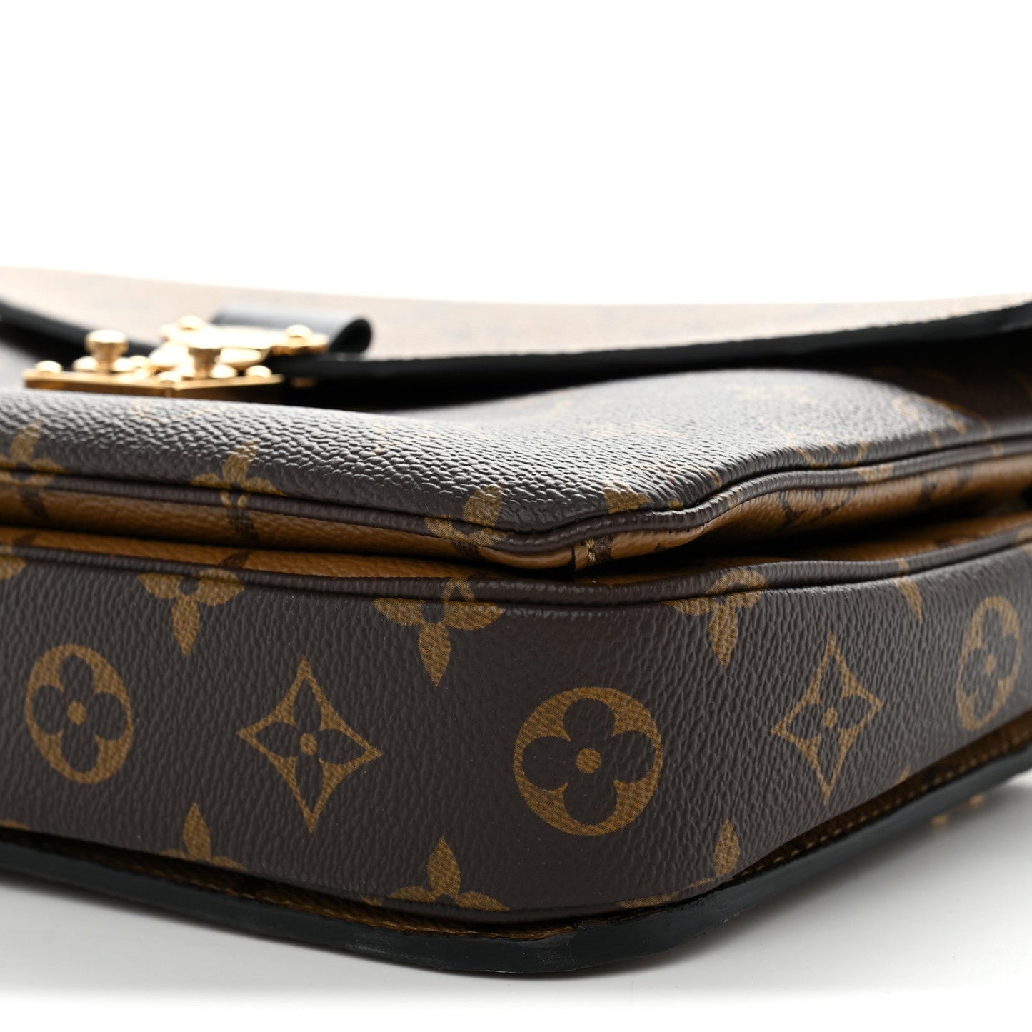Reverse Monogram Pochette Metis