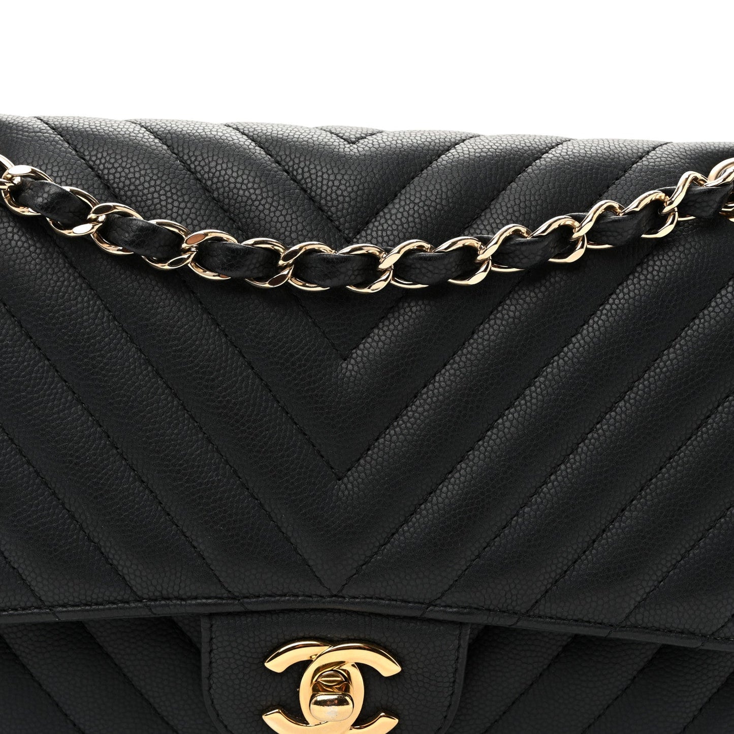 Matte Caviar Chevron Quilted Medium Double Flap Black