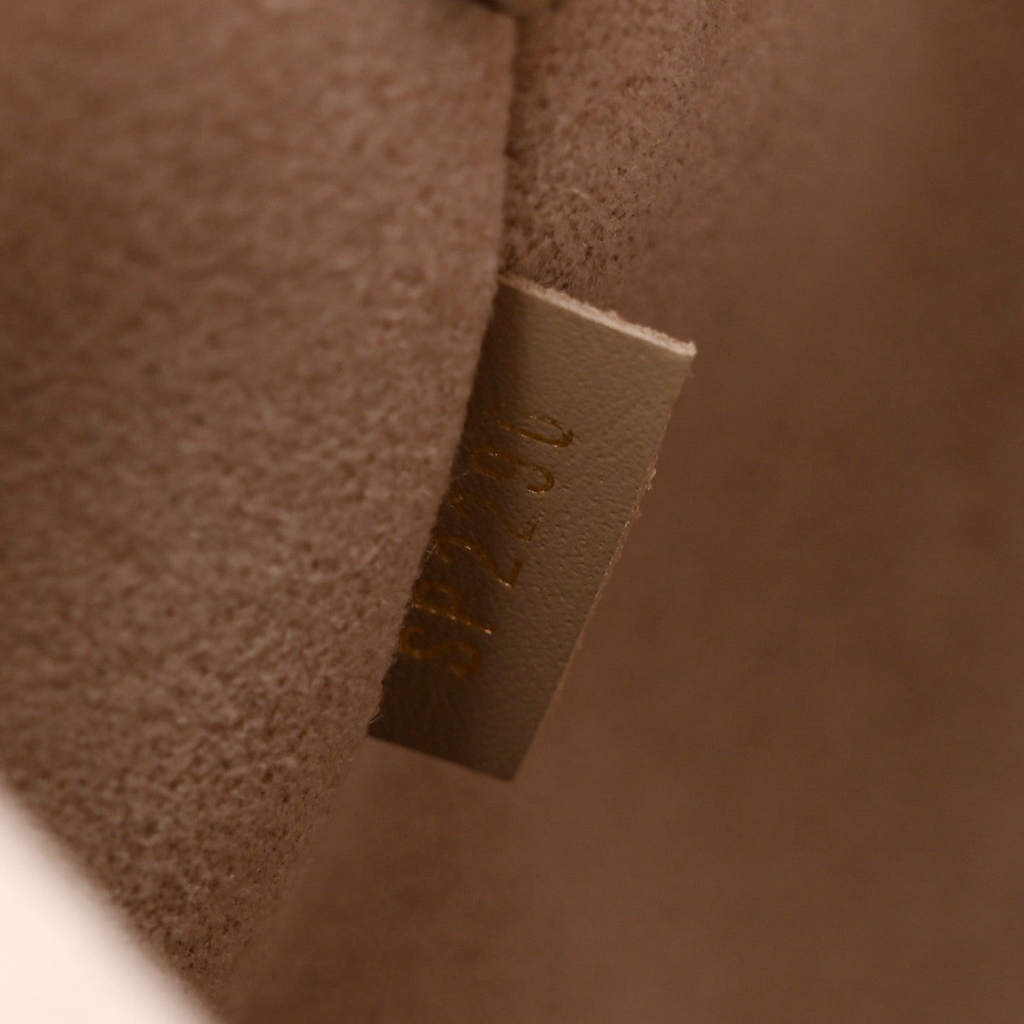 Empreinte Monogram Giant Neonoe MM Tourterelle Creme