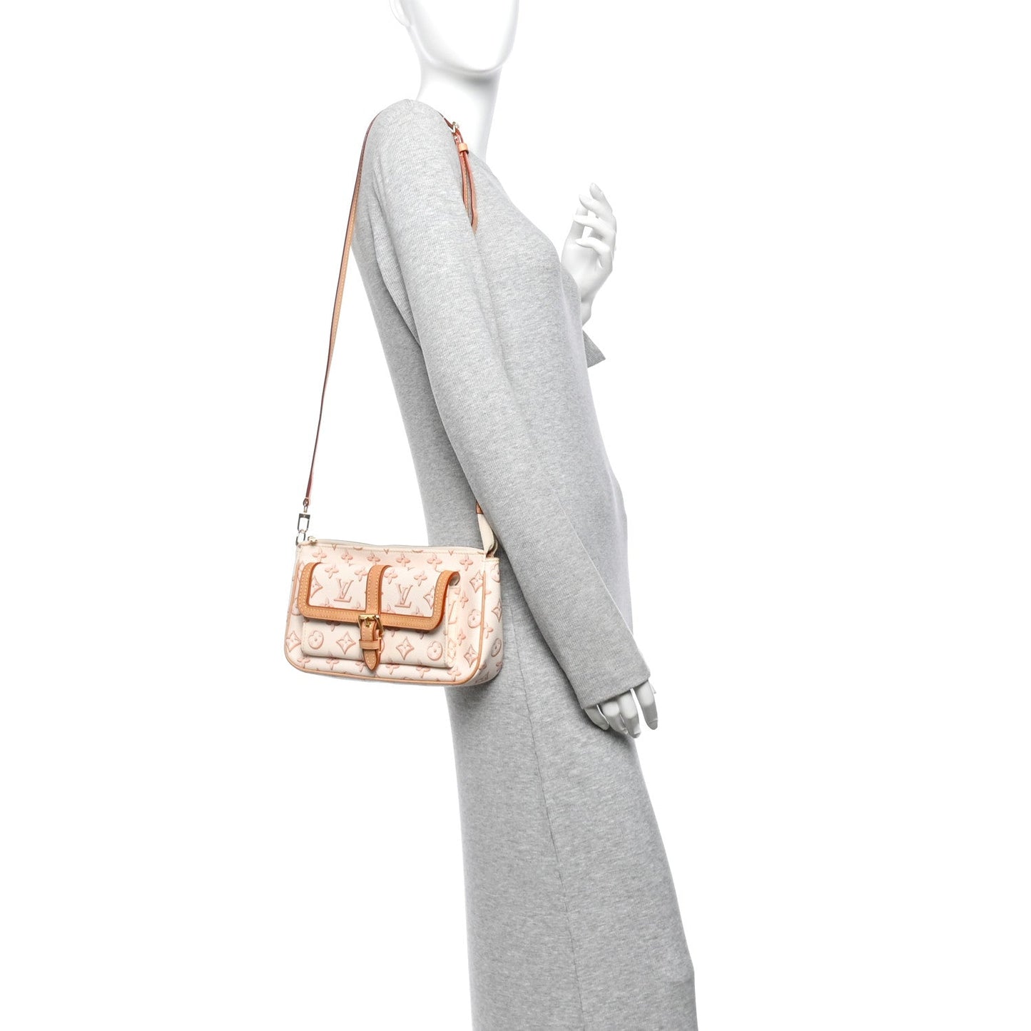 Monogram Fall For You Maxi Multi Pochette Accessories Beige Clair