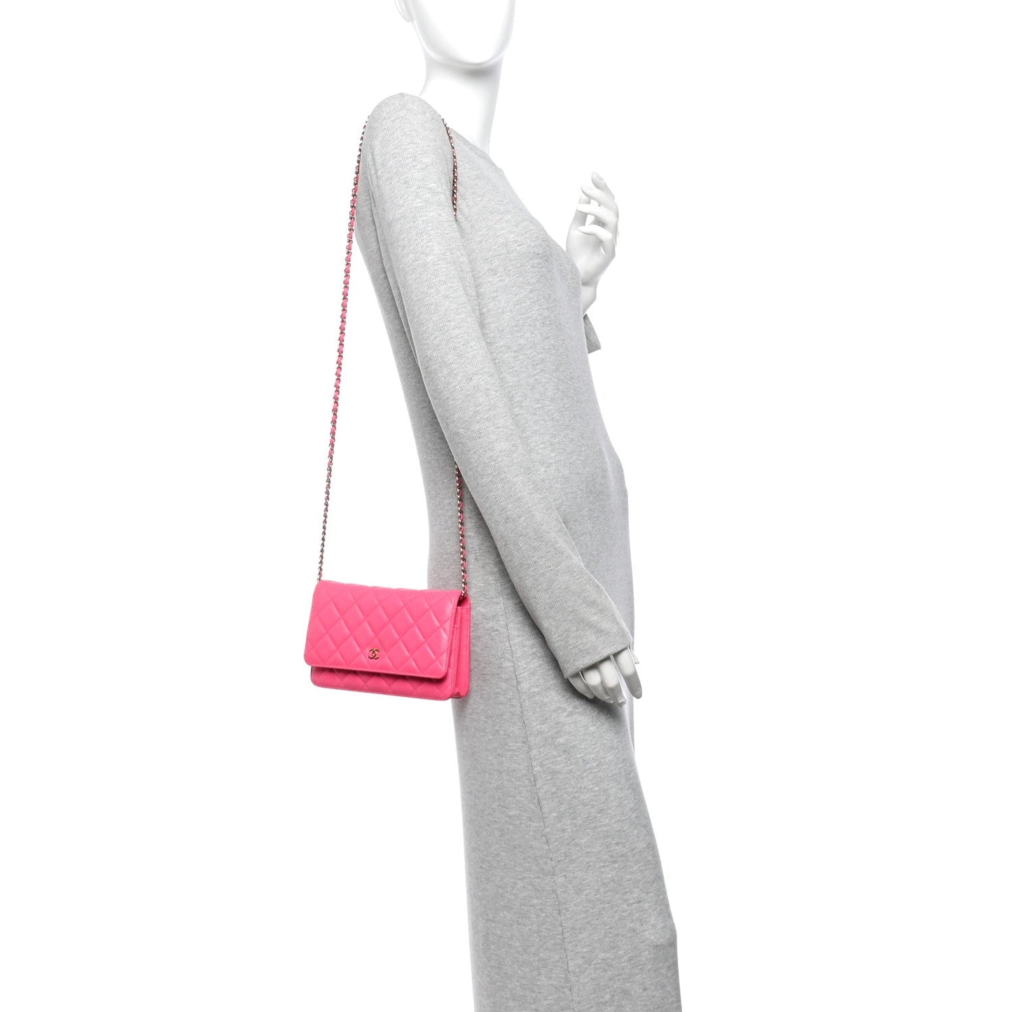 Caviar Quilted Wallet on Chain WOC Fuchsia