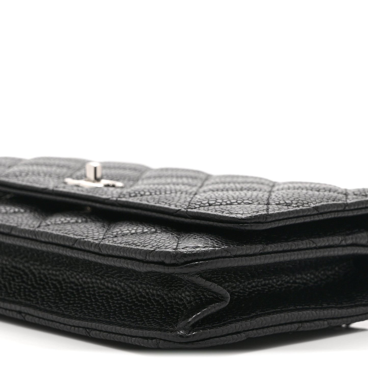 Caviar Quilted CC Turnlock Wallet On Chain WOC Black