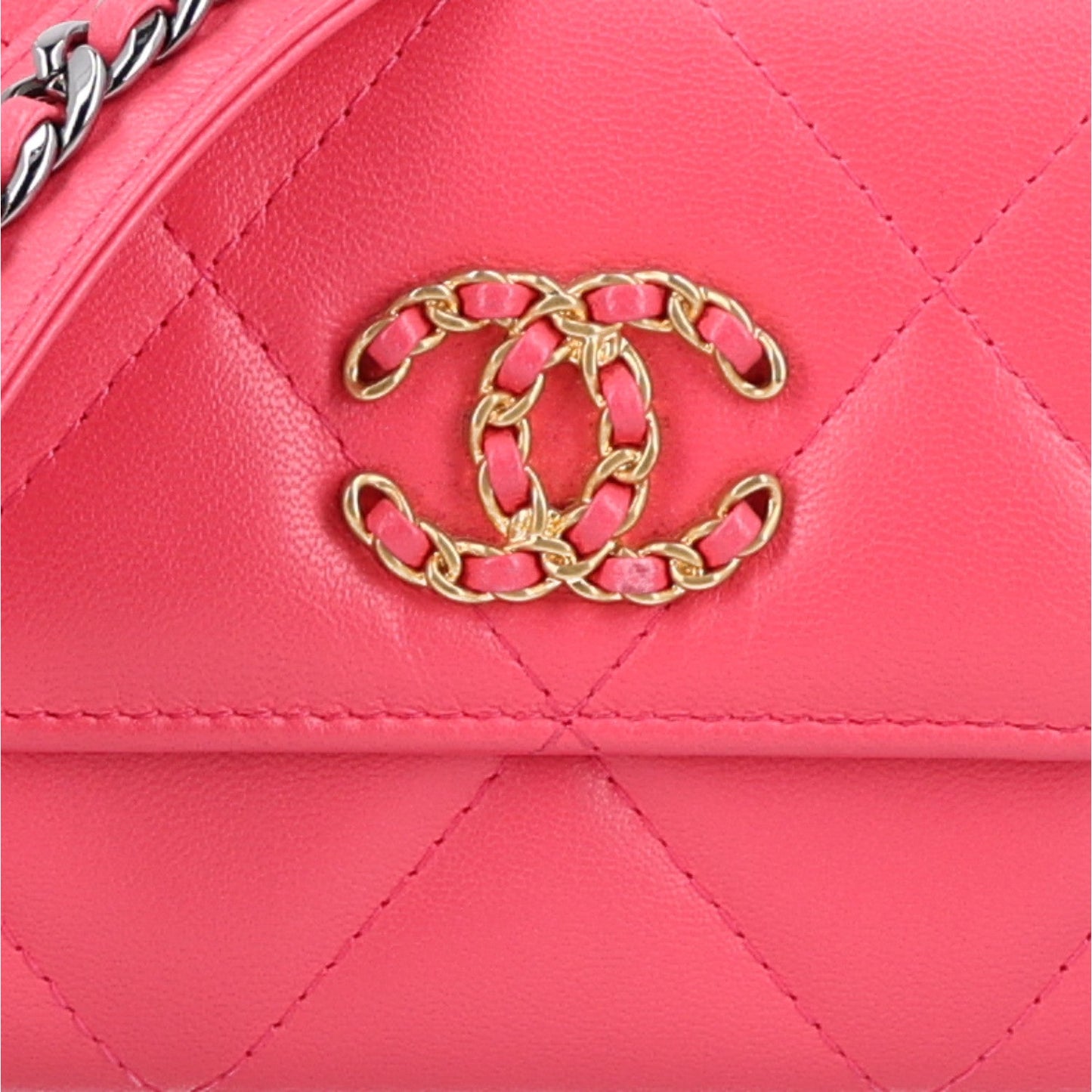 Lambskin Quilted Chanel 19 Flap Coin Purse With Chain Dark Pink