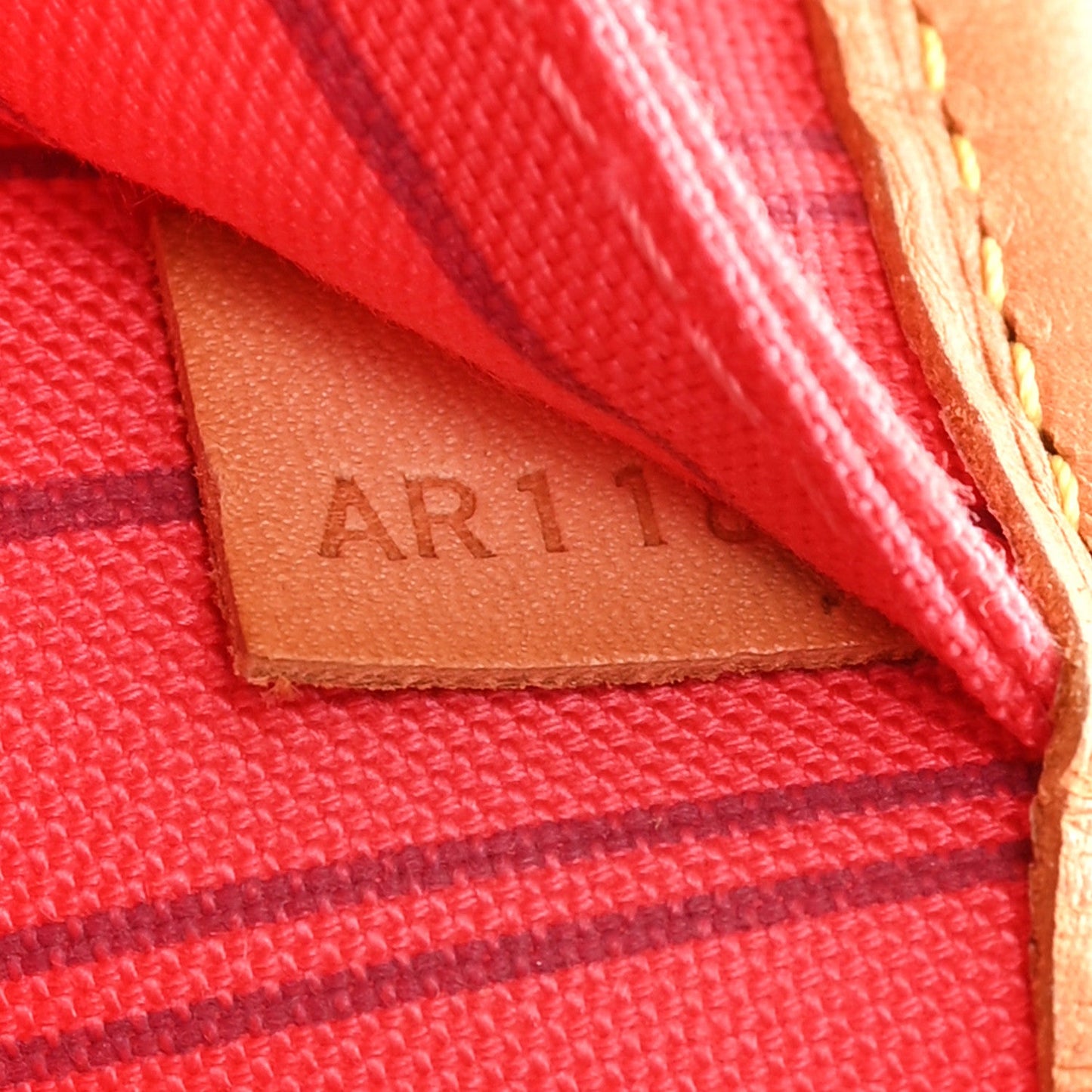 Monogram V Neverfull MM Grenade
