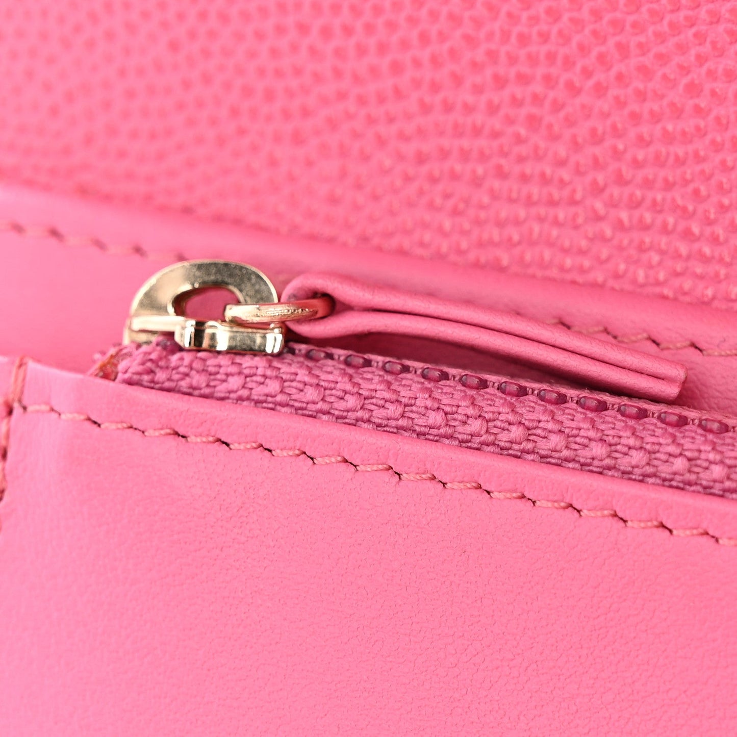 Caviar Quilted Medium Flap Wallet Pink