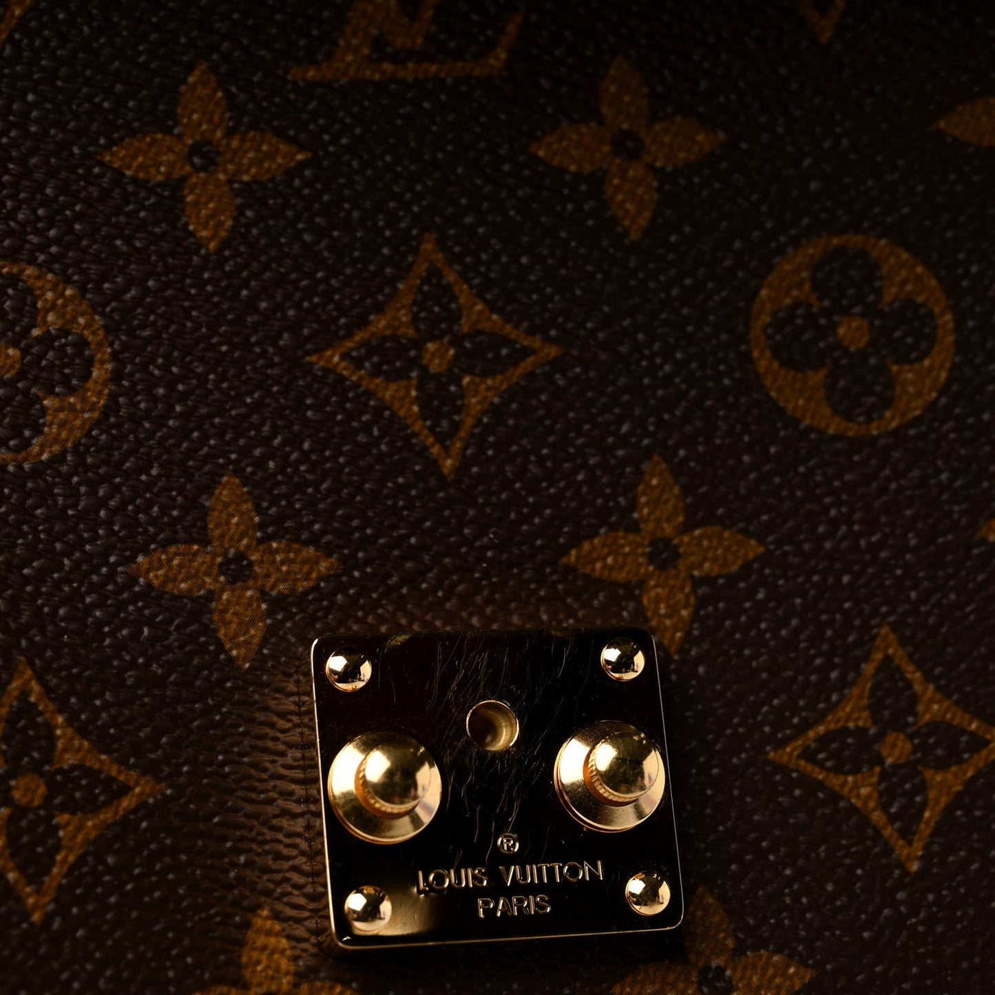 Monogram Pochette Metis