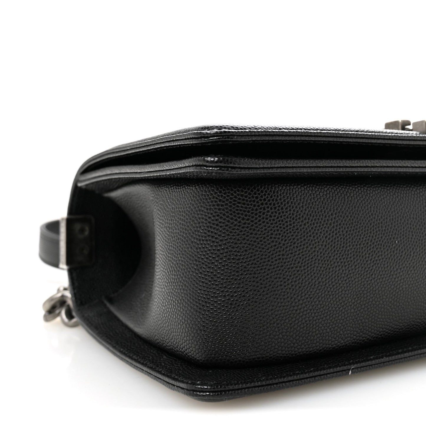 Caviar Quilted Medium Boy Flap Black