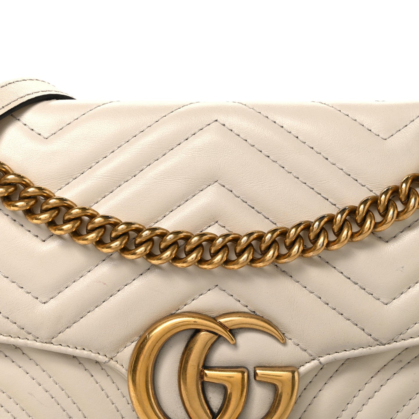 Calfskin Matelasse Small GG Marmont Shoulder Bag White
