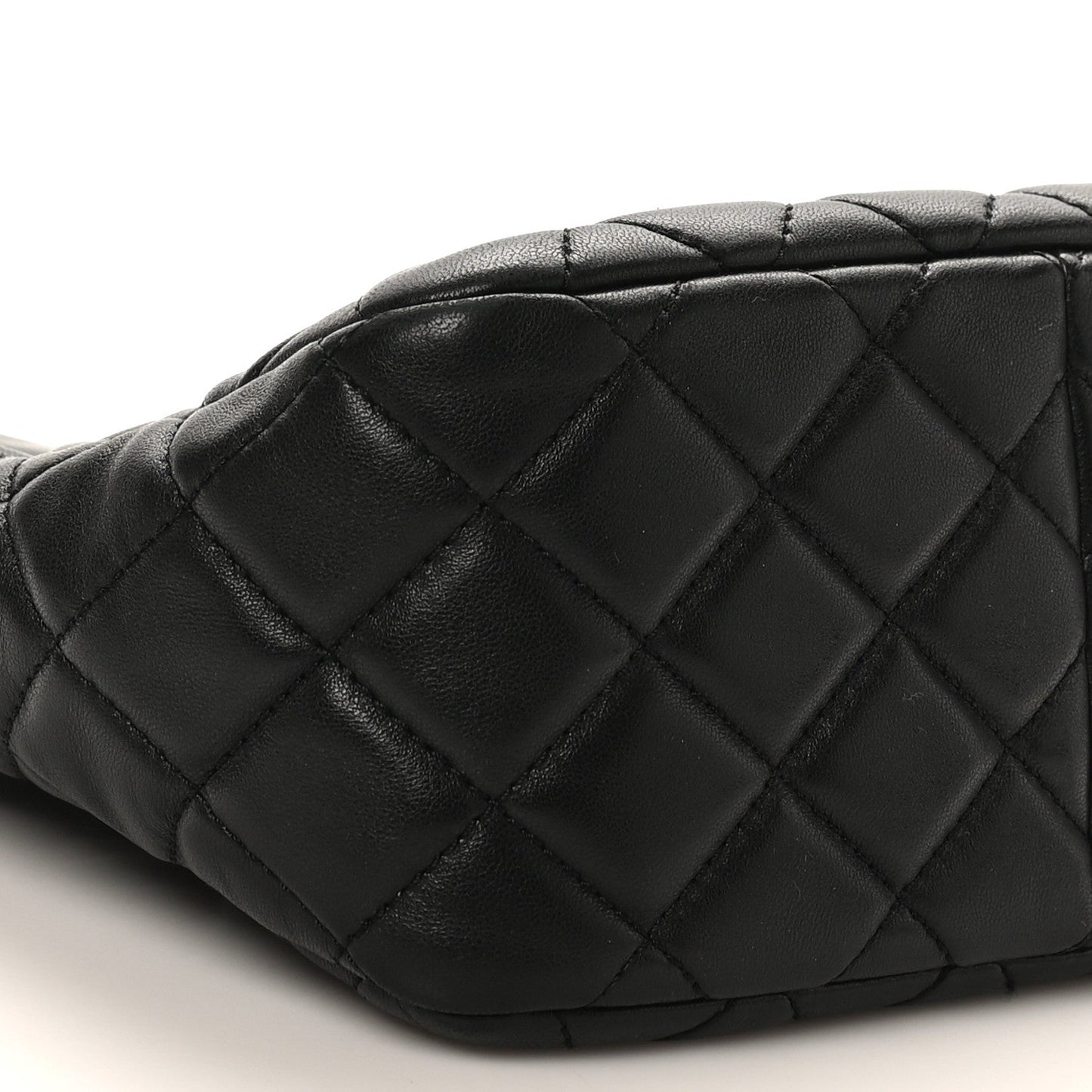 Lambskin Quilted Small Pearl Crush Hobo Black