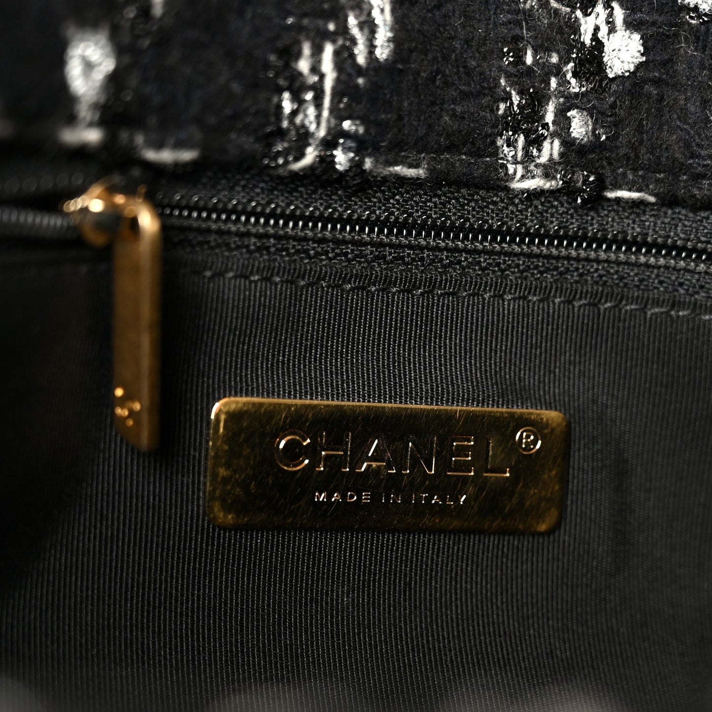 Tweed Quilted Medium Chanel 19 Flap Black Silver Ecru