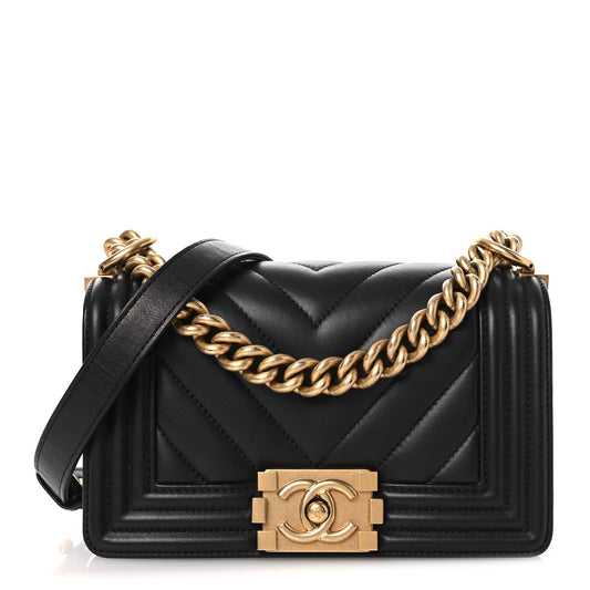Calfskin Chevron Quilted Medium Boy Flap Black