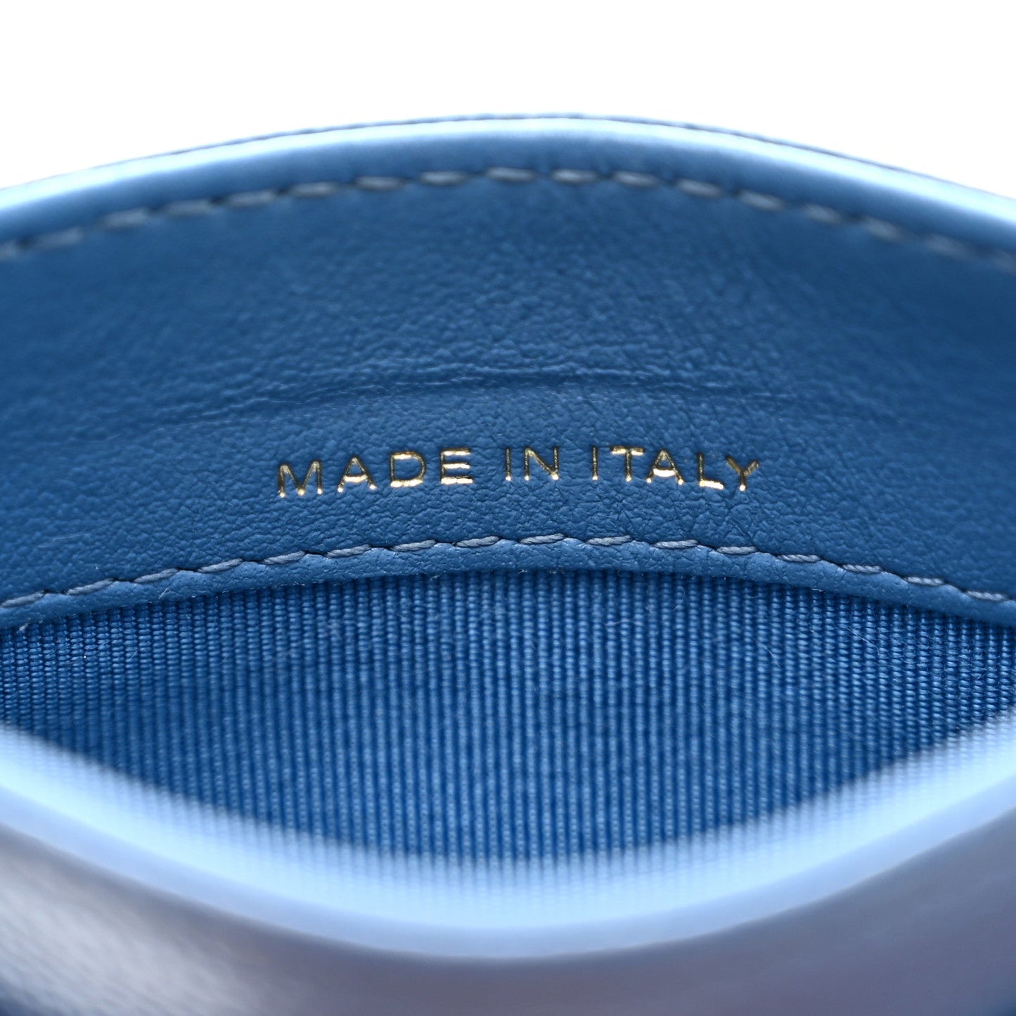Caviar Quilted Card Holder Blue