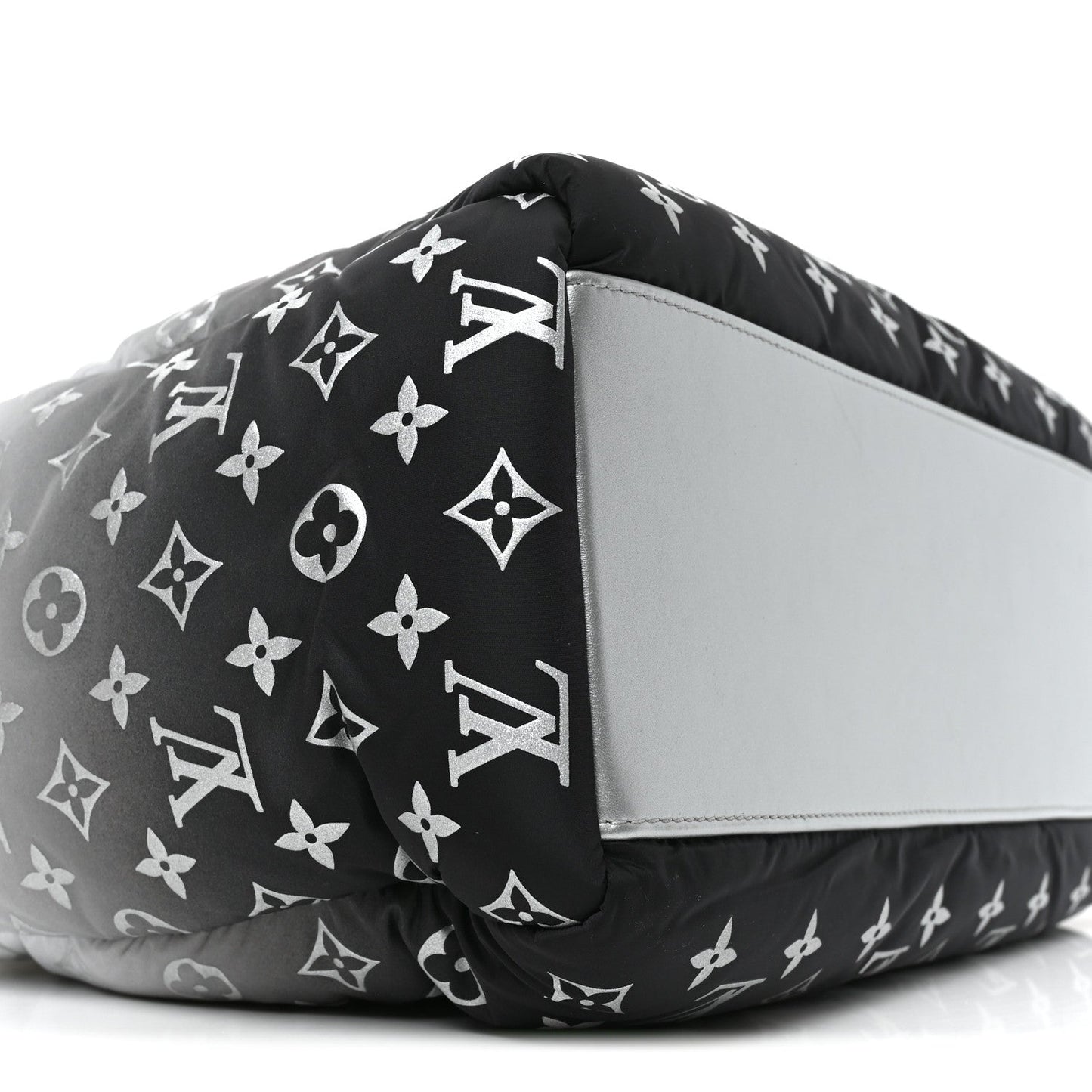 Nylon Monogram Gradient LV Snow Onthego MM Frost