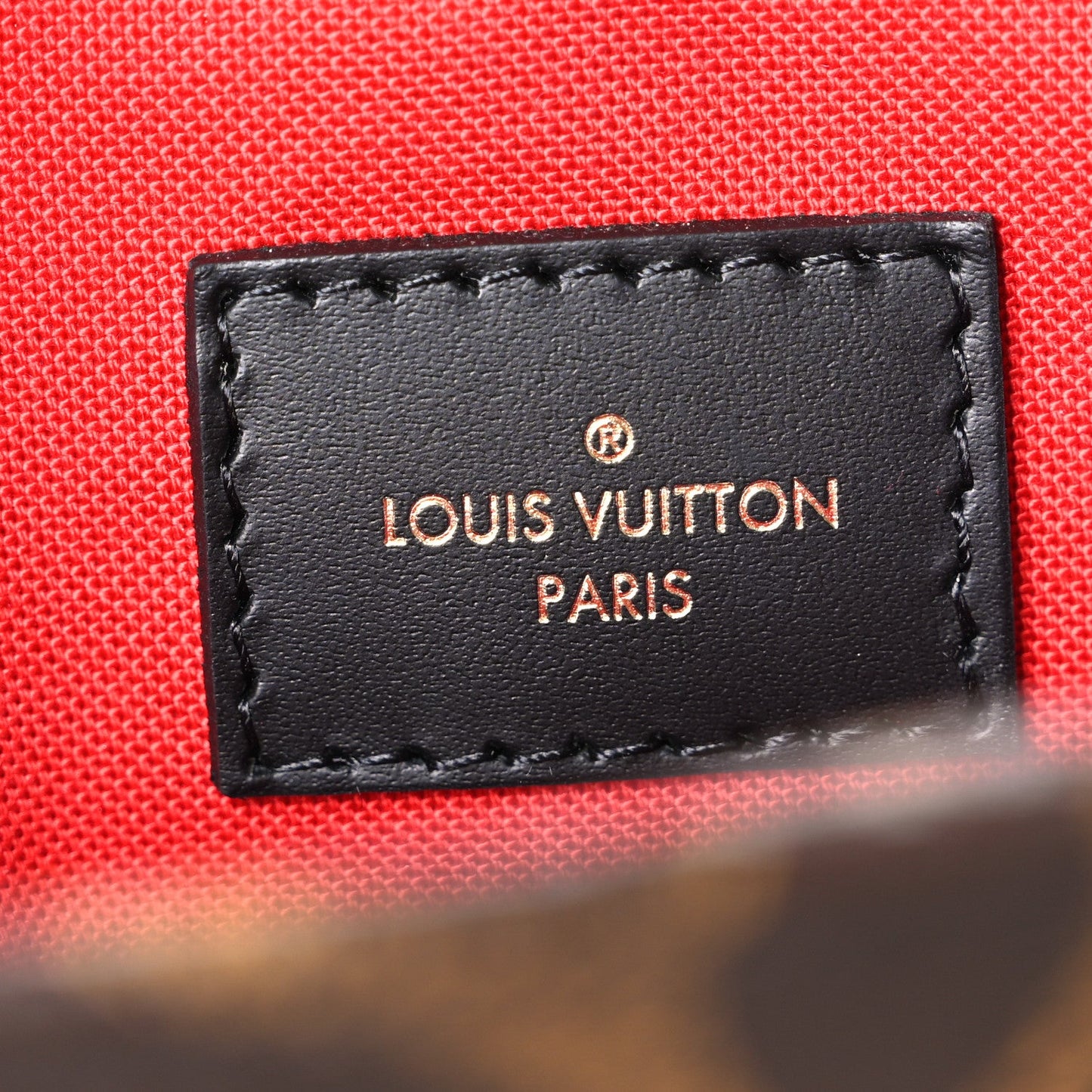 Reverse Monogram Giant Onthego MM