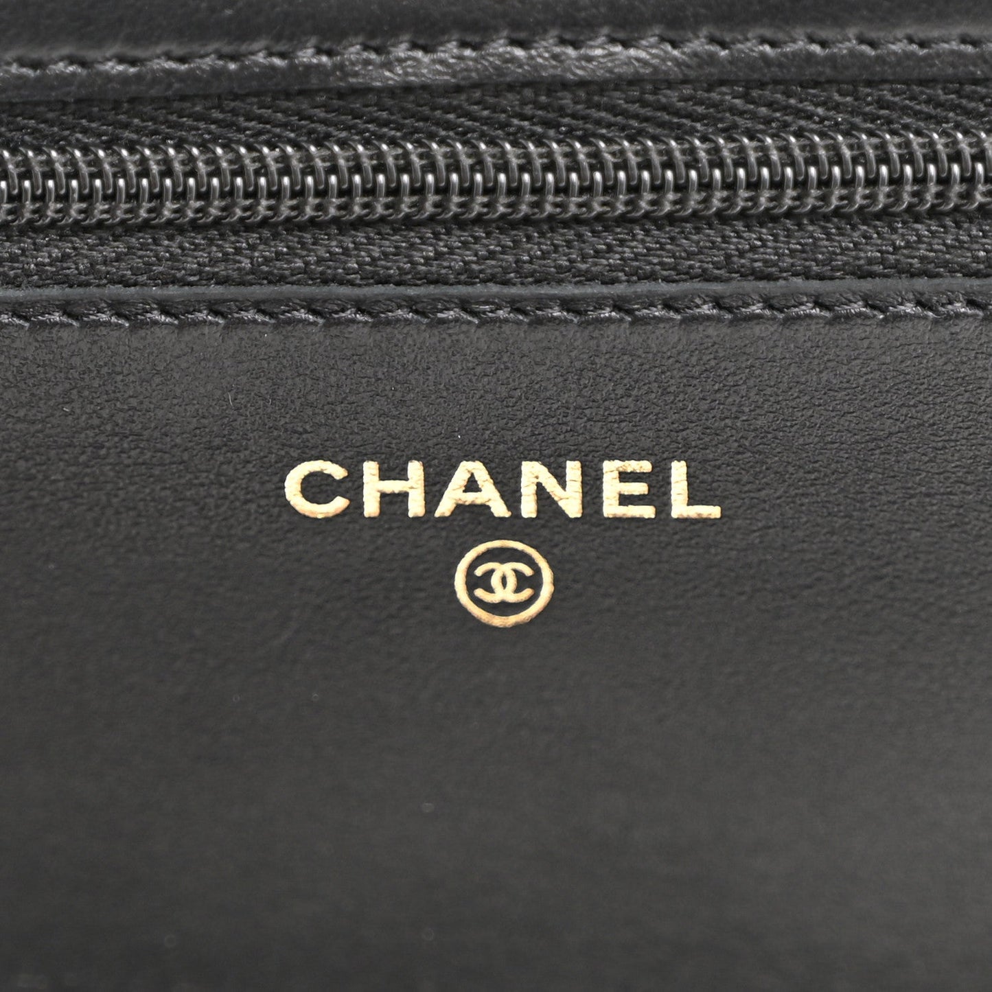 Caviar Quilted Coco Stamps Wallet On Chain WOC Black