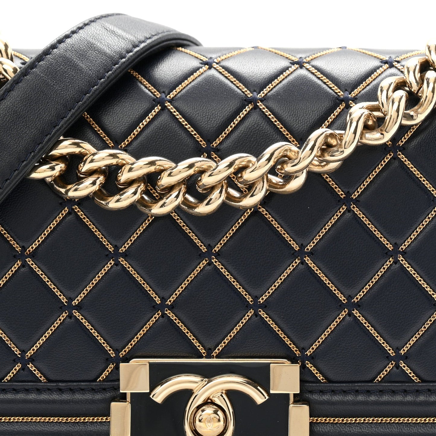 Lambskin Chain Quilted Small Boy Flap Navy