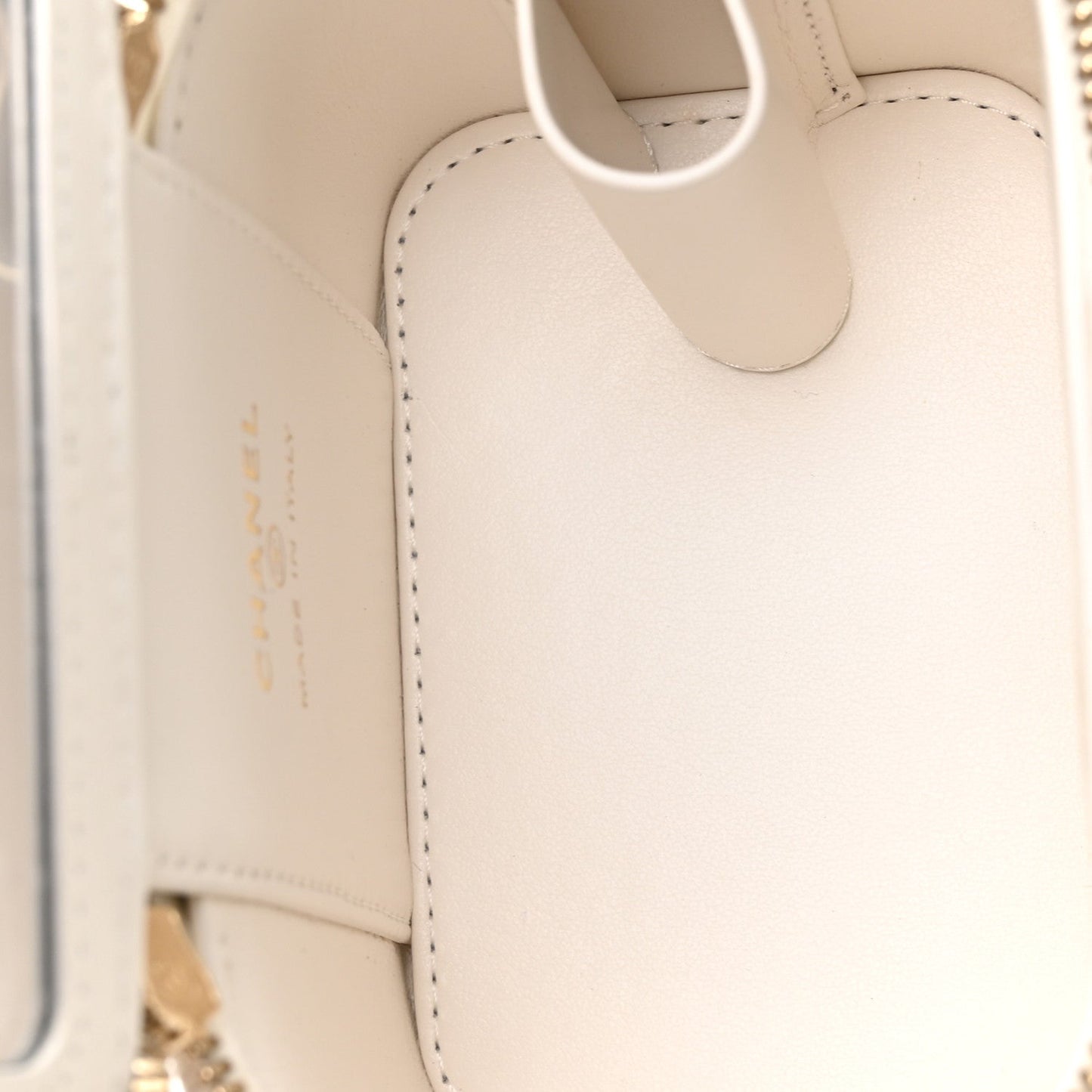 Caviar Quilted Mini Vanity Case With Chain White