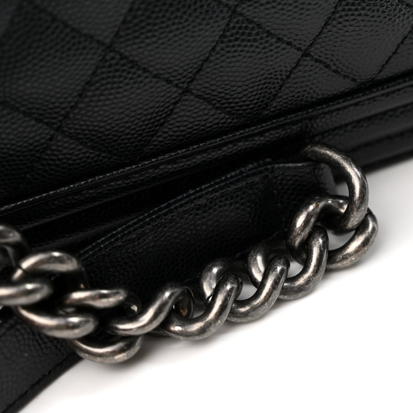 Caviar Quilted New Medium Boy Flap Black