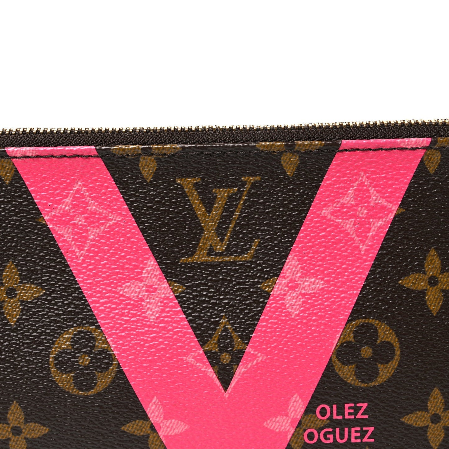 Monogram V Pochette Accessories Grenade