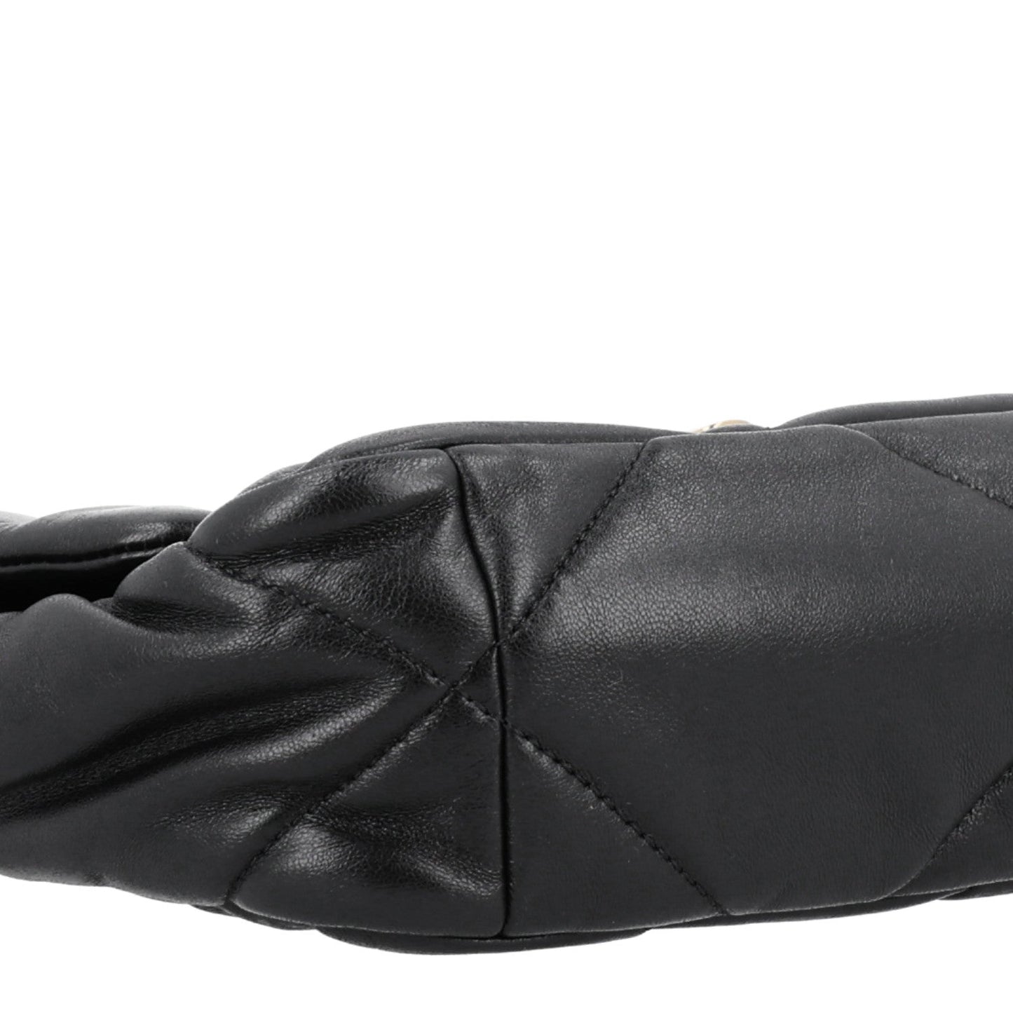 Lambskin Quilted Medium Chanel 19 Flap Black