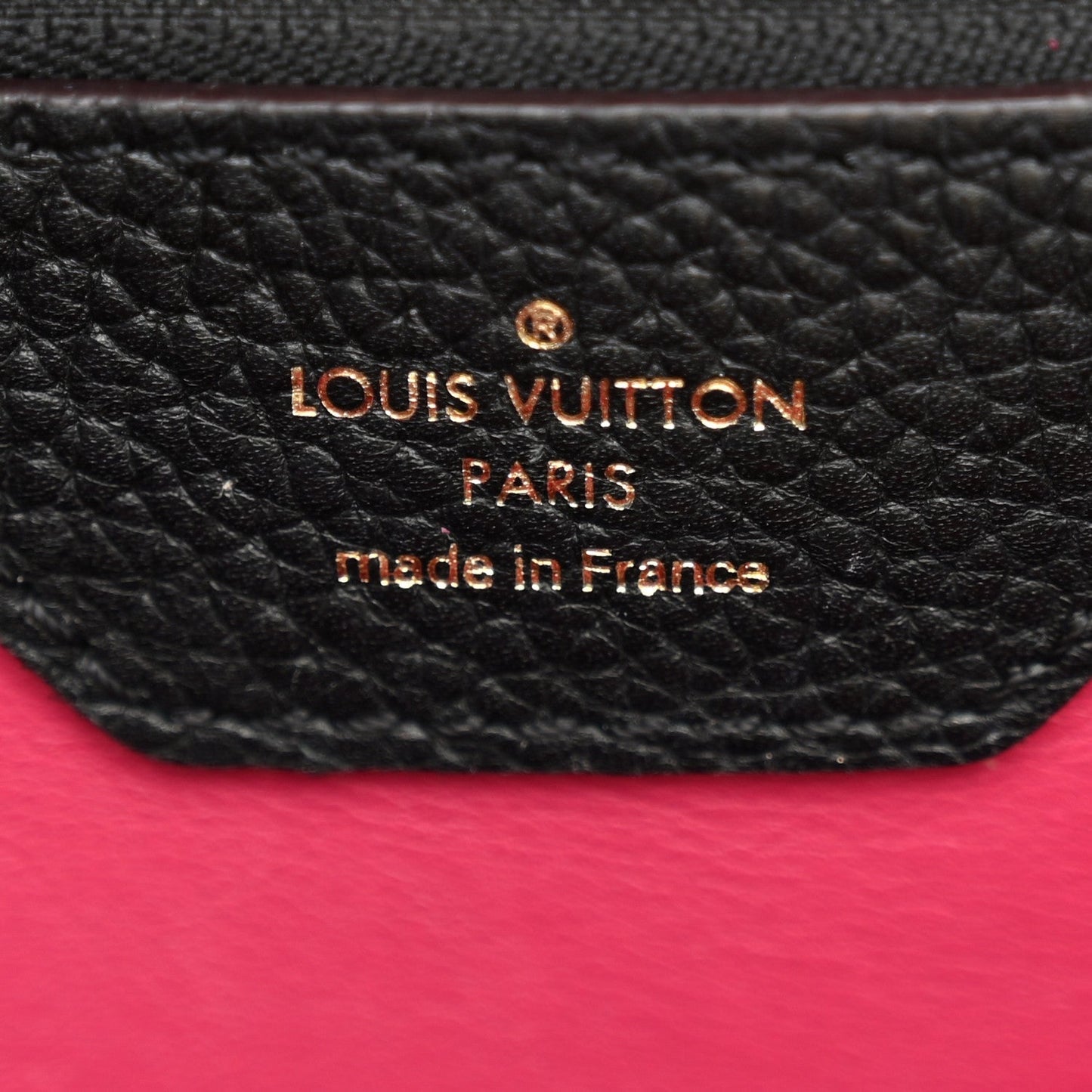 Taurillon Capucines MM Black Fuchsia
