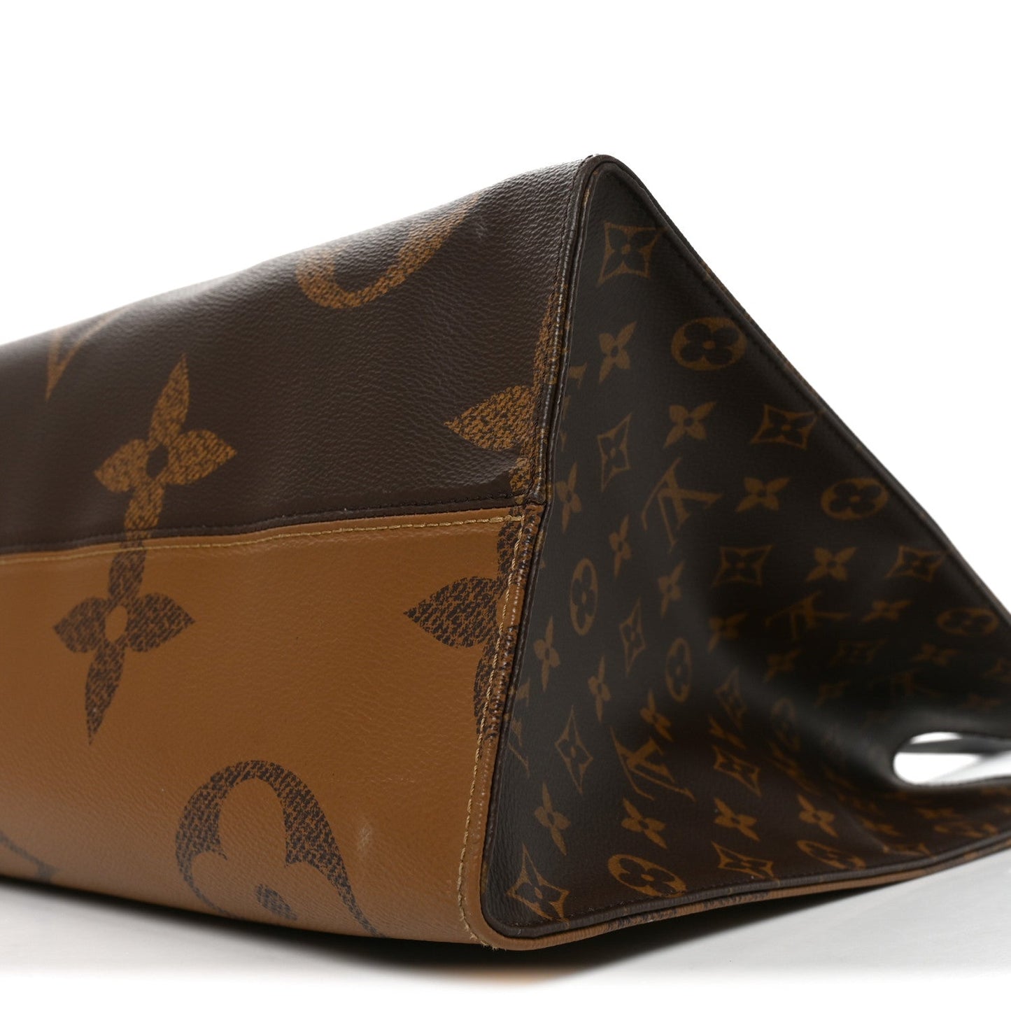 Reverse Monogram Giant Onthego GM