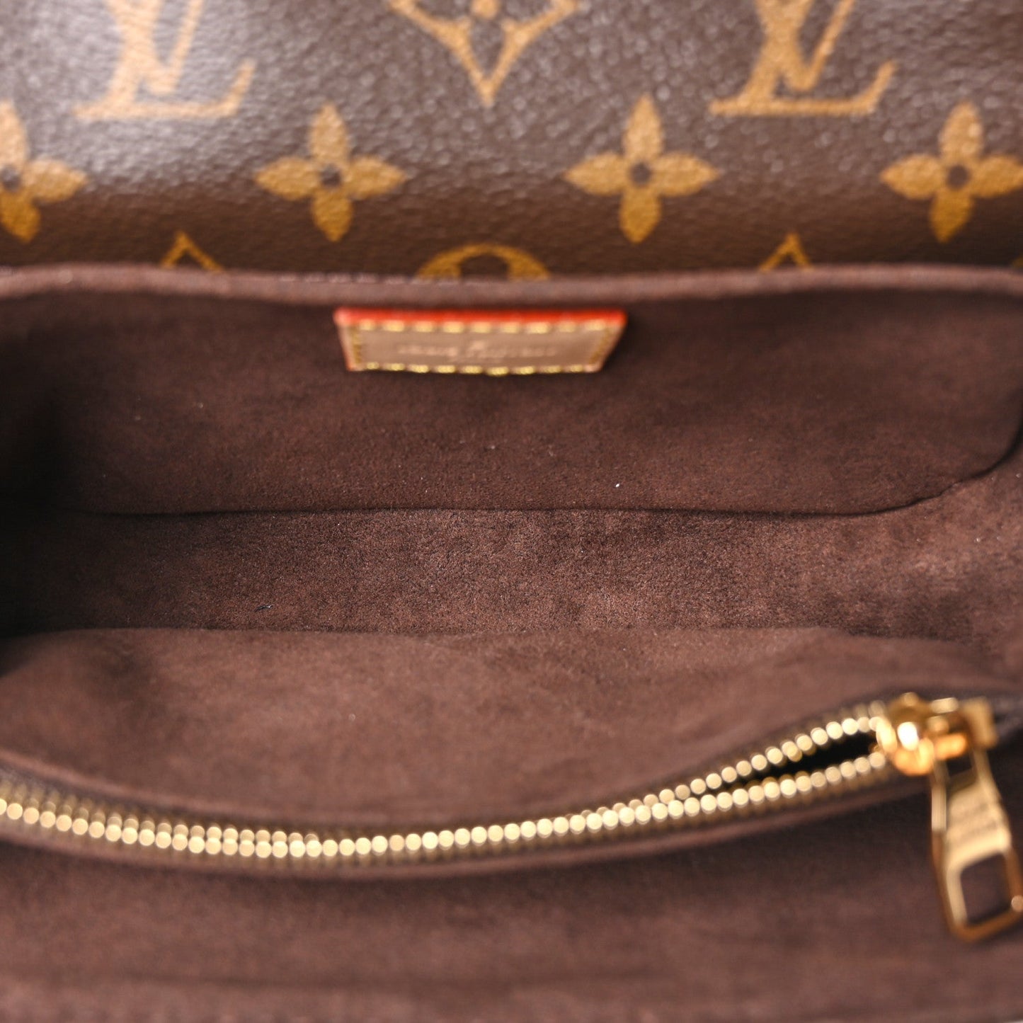 Monogram Pochette Metis East West