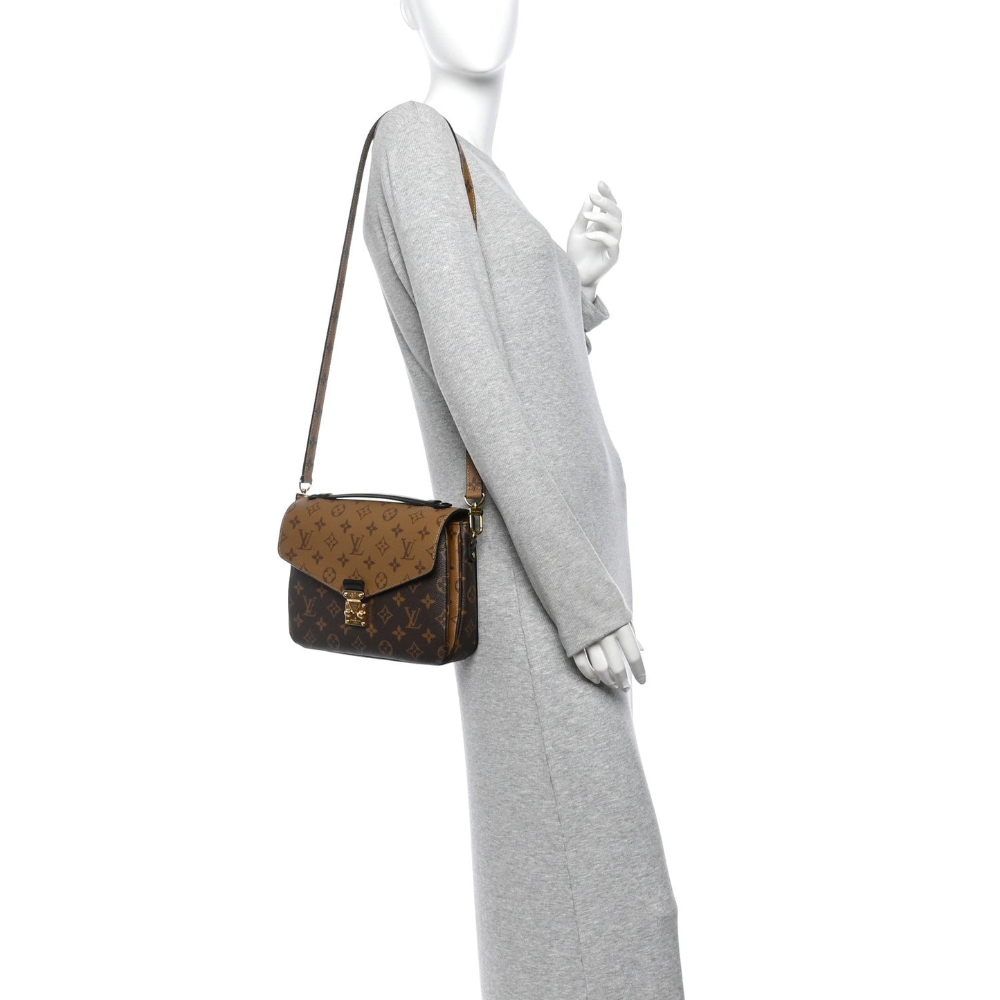 Reverse Monogram Pochette Metis