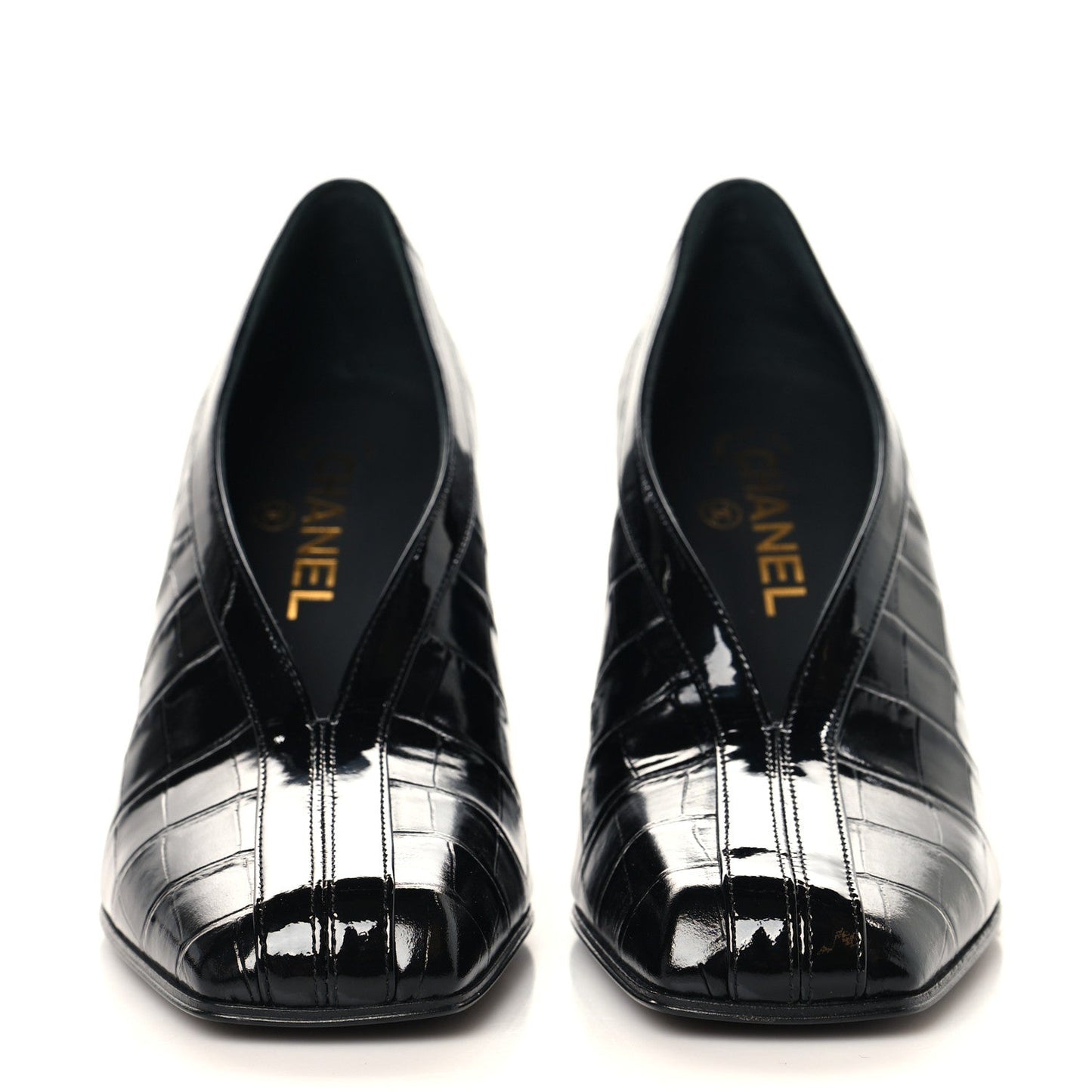Crocodile Embossed Patent Calfskin Pumps 38.5 Black