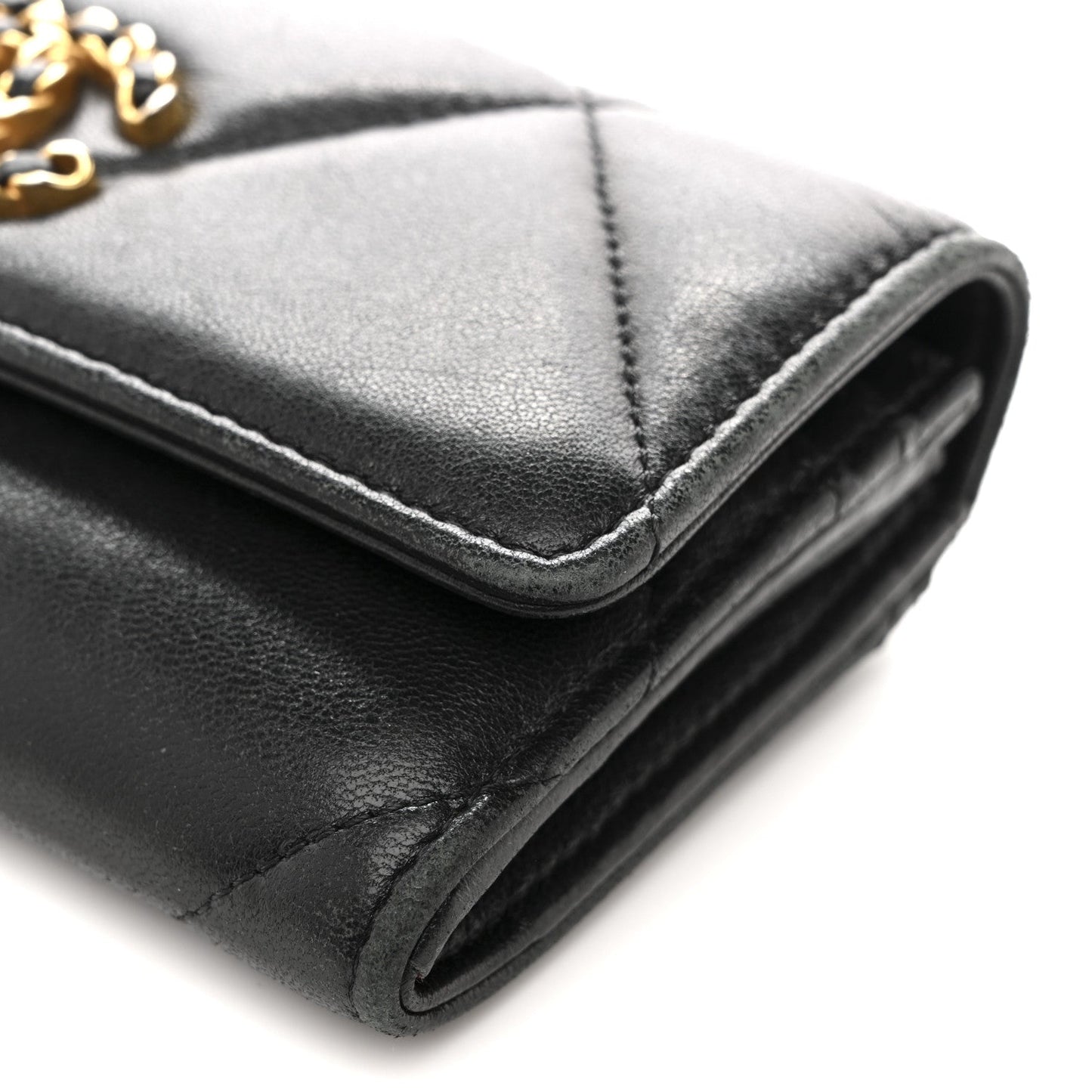 Shiny Goatskin Quilted Chanel 19 Flap Wallet Black