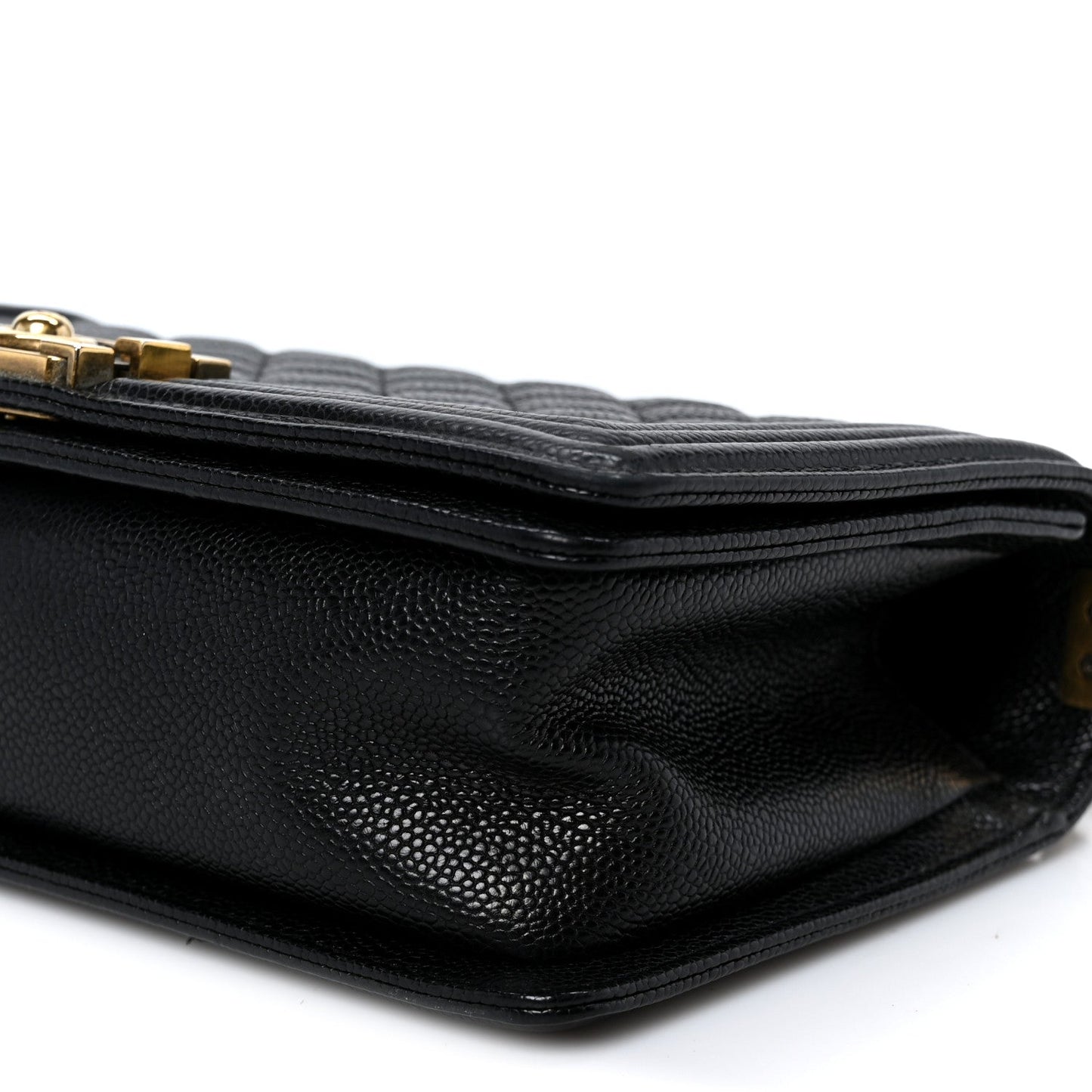 Caviar Quilted Medium Boy Flap Black