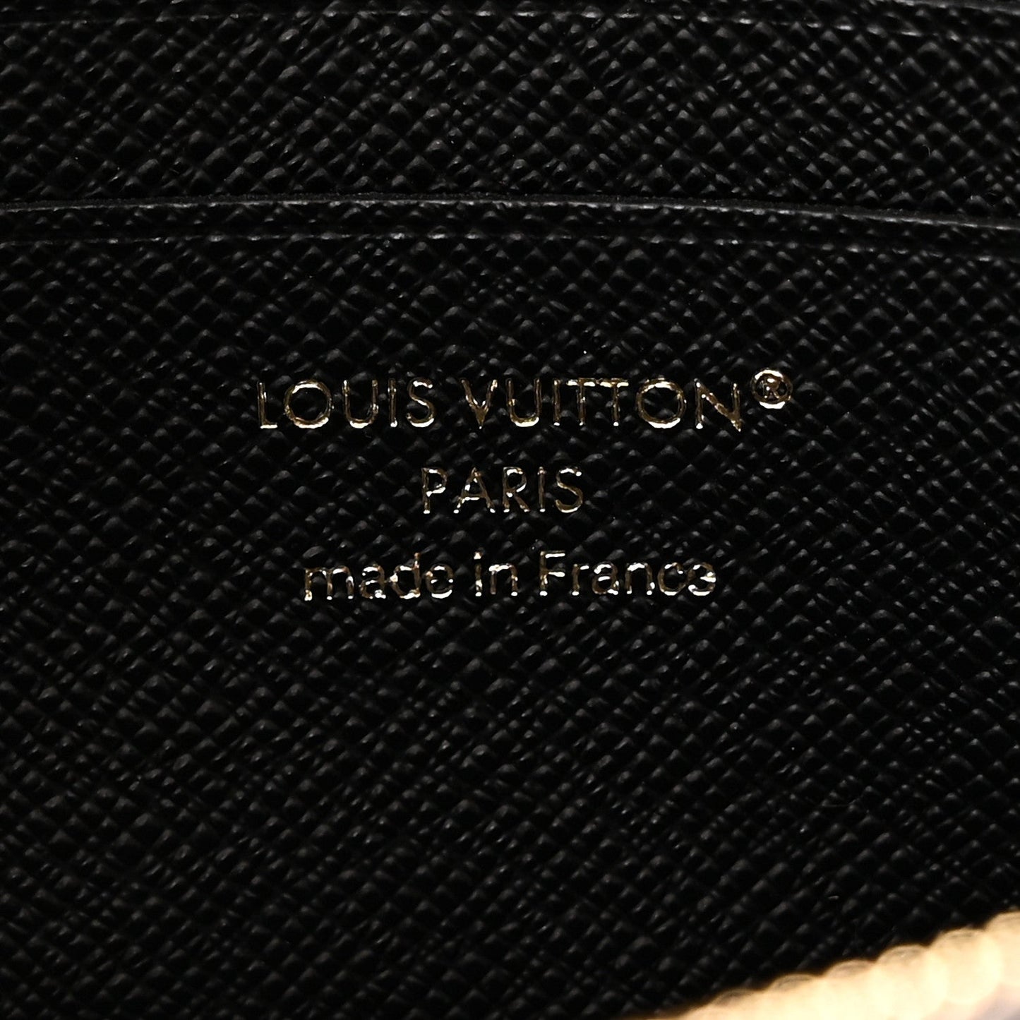 Reverse Monogram Ivy Wallet On Chain
