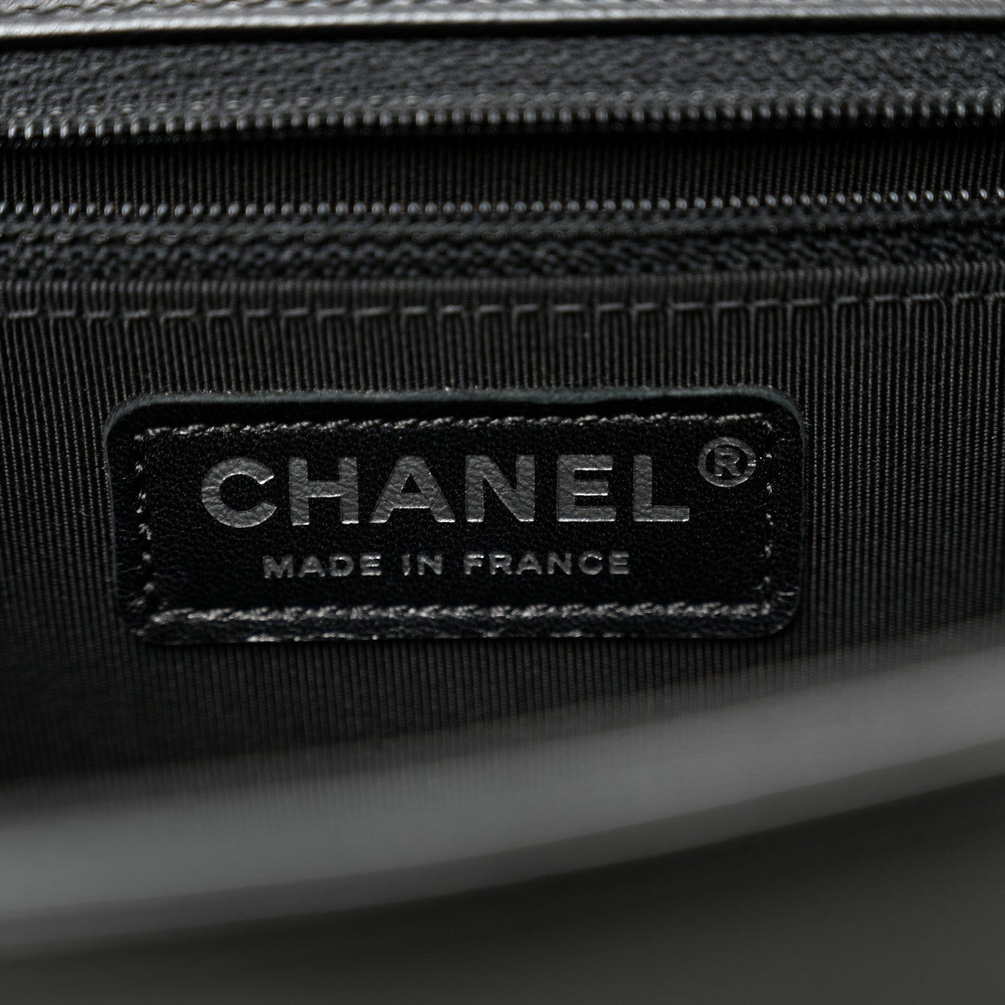 Grained Calfskin Quilted New Medium Boy Flap Black