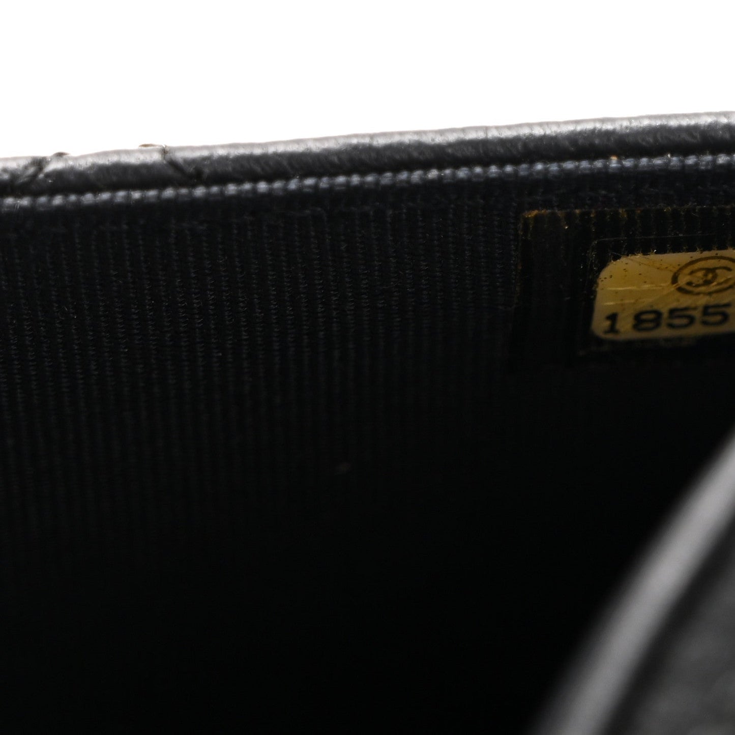 Lambskin Quilted Wallet On Chain WOC Black