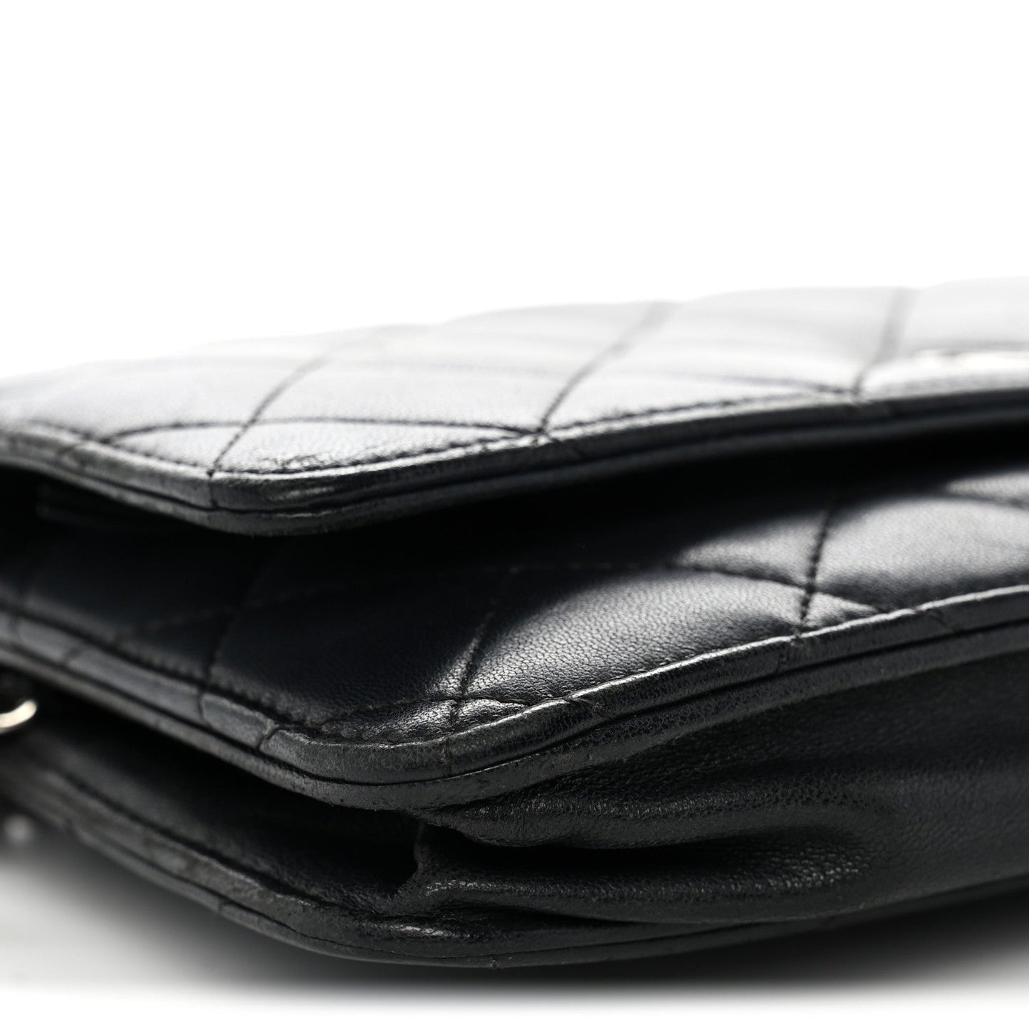 Lambskin Quilted Wallet On Chain WOC Black