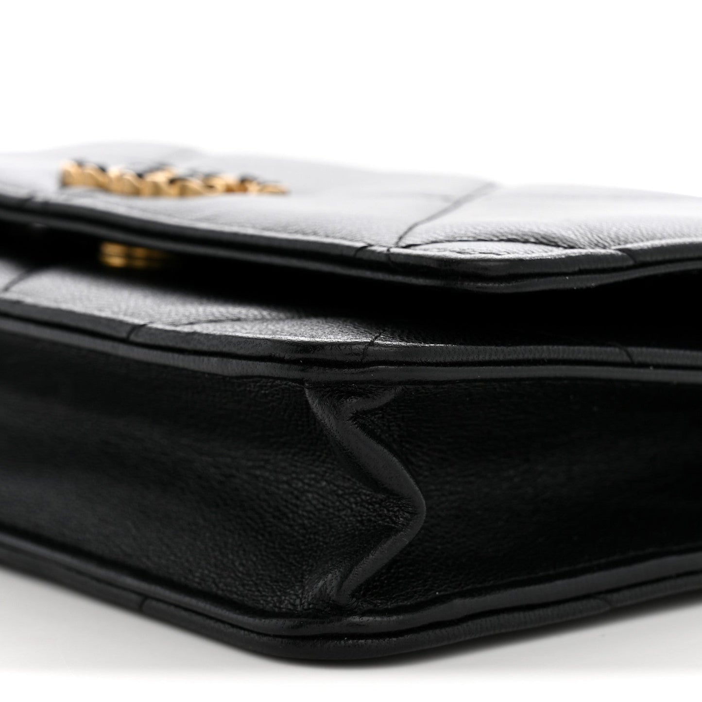 Lambskin Quilted Chanel 19 Wallet On Chain WOC Black