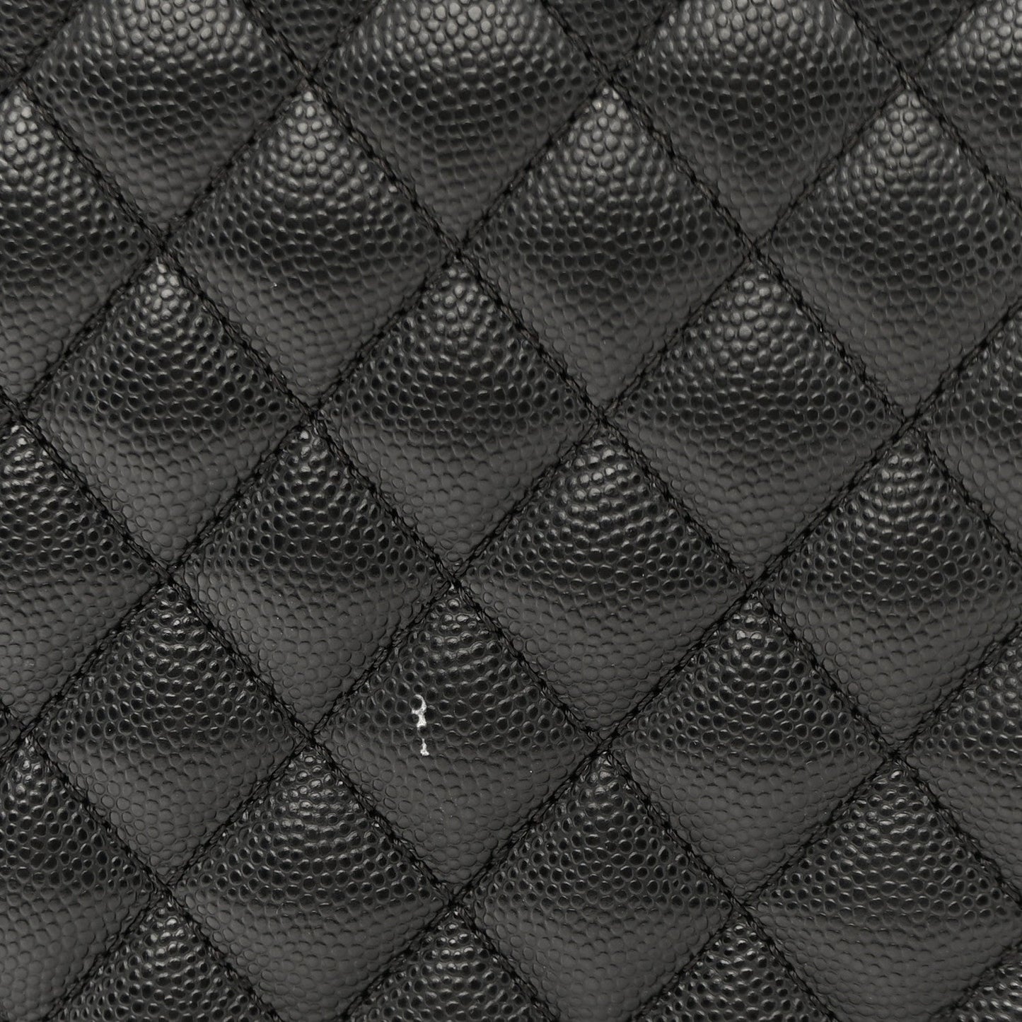 Caviar Quilted New Medium Boy Flap Black