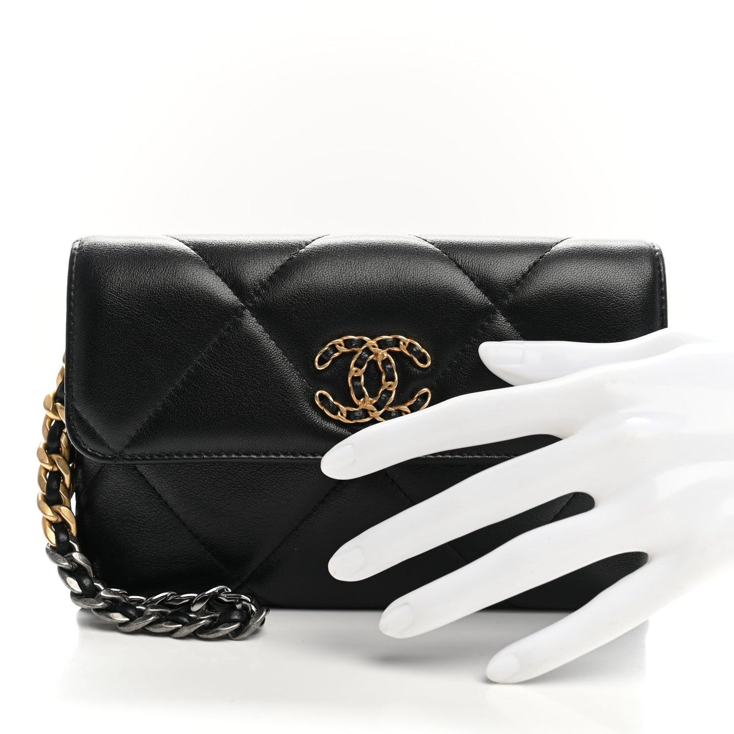 Lambskin Quilted Chanel 19 Flap Clutch Black