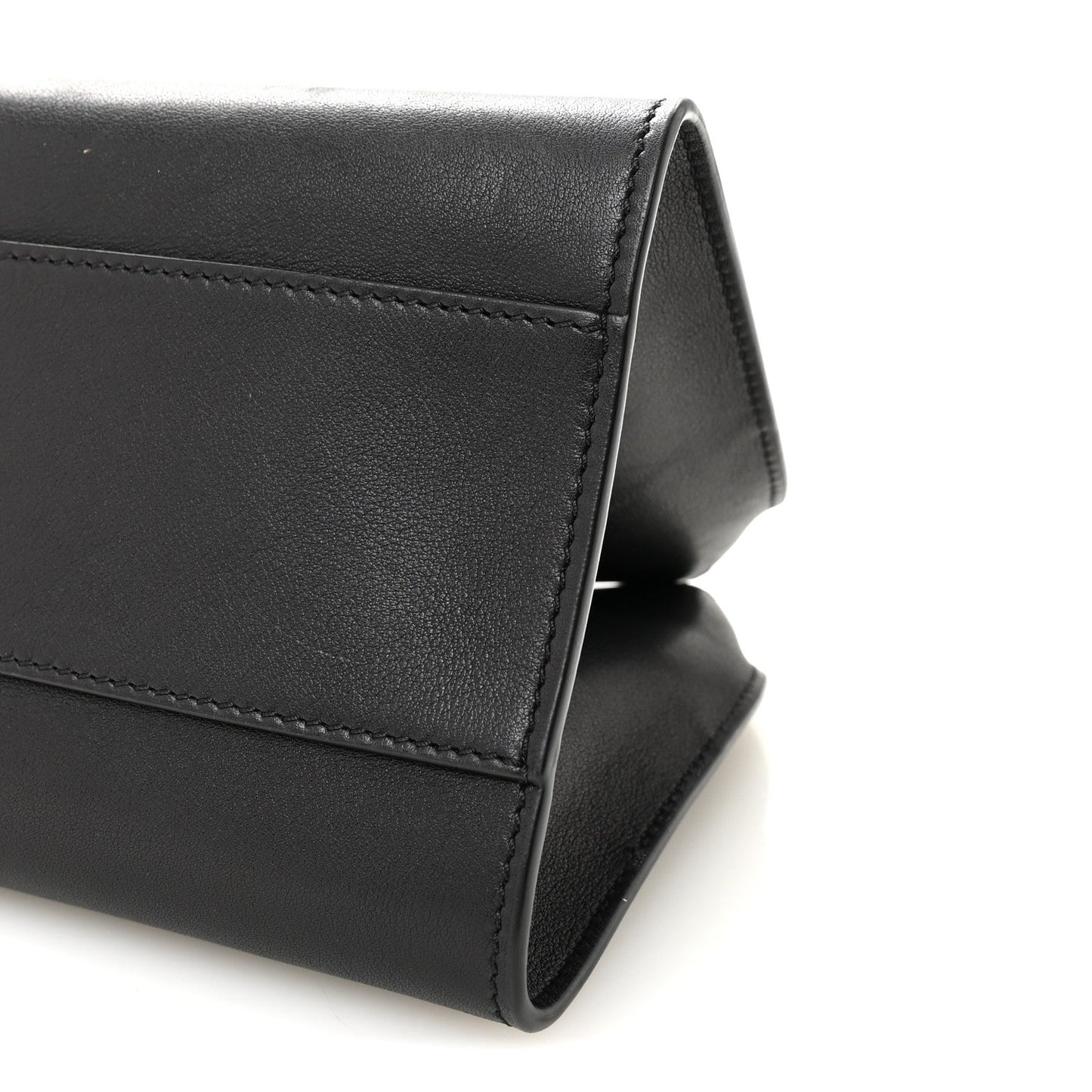 Smooth Calfskin Peggy Bag Black