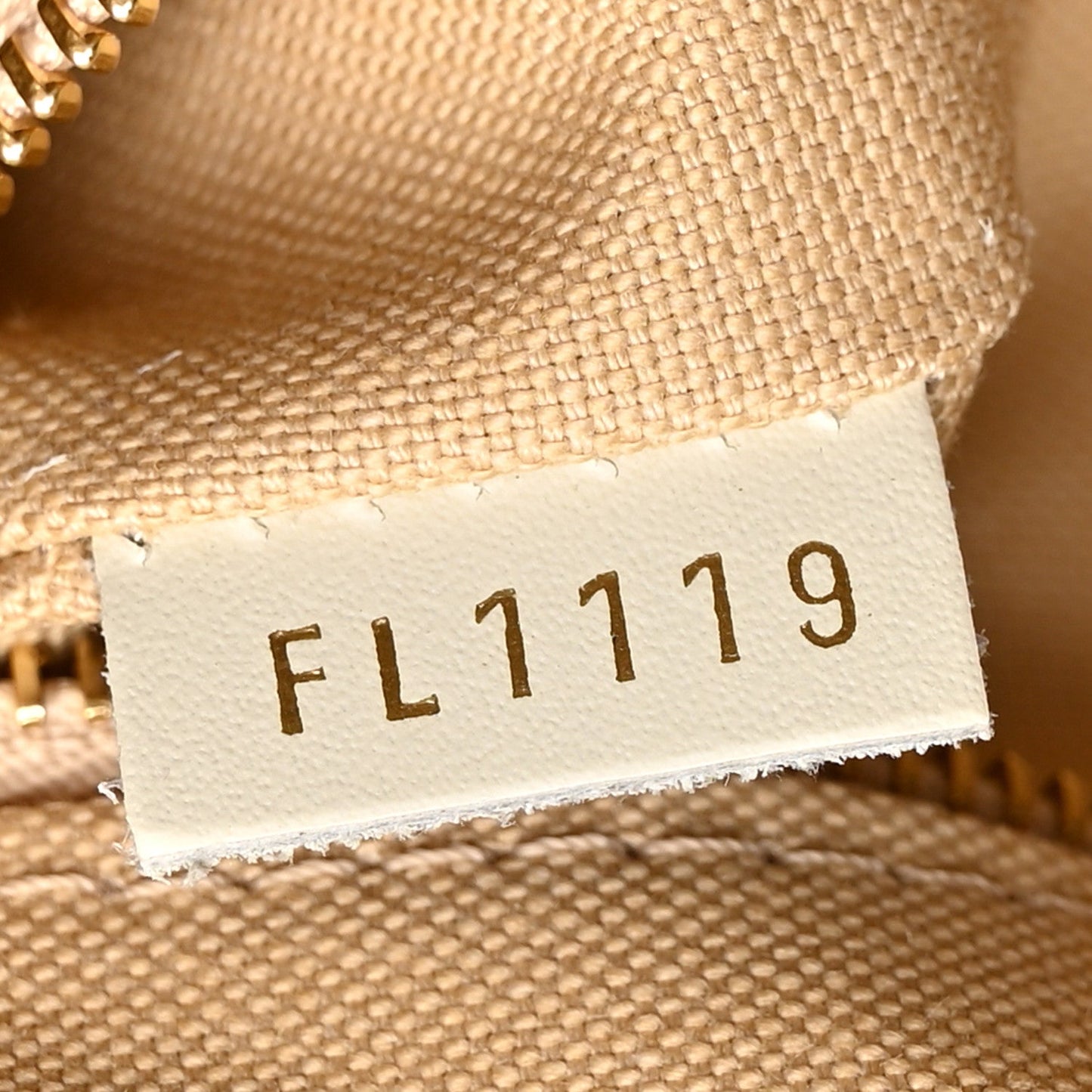 Monogram Giant Onthego GM Kaki Beige