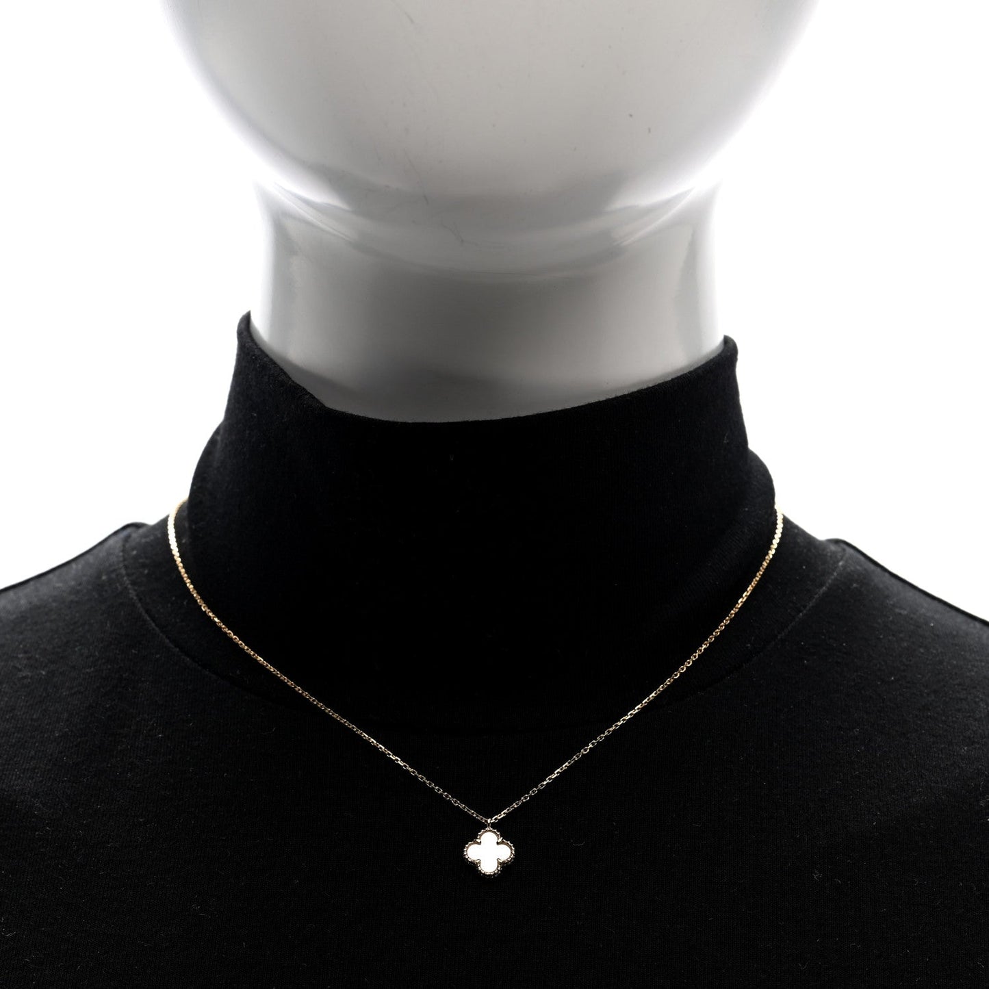 18K Yellow Gold Mother of Pearl Sweet Alhambra Pendant Necklace