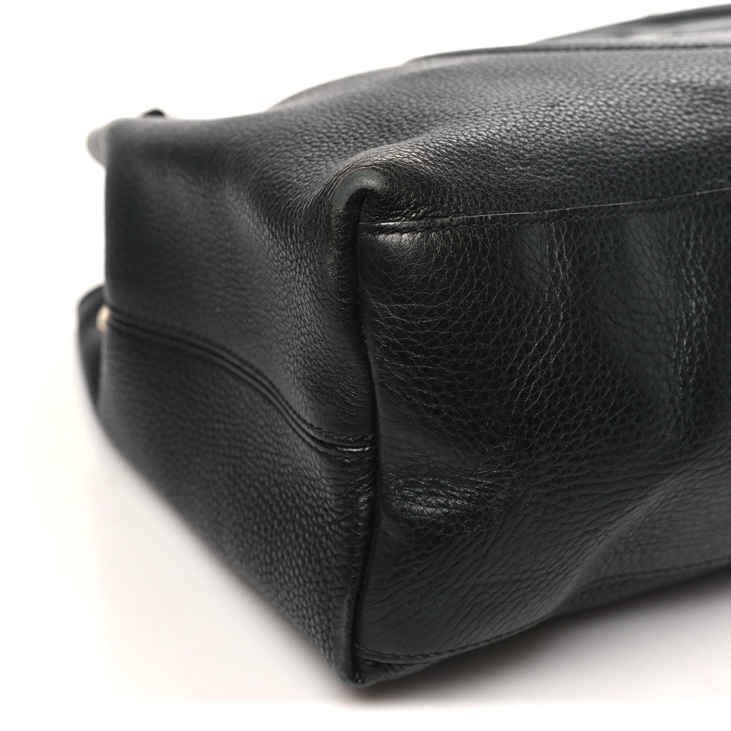 Pebbled Calfskin Medium Soho Chain Shoulder Bag Black